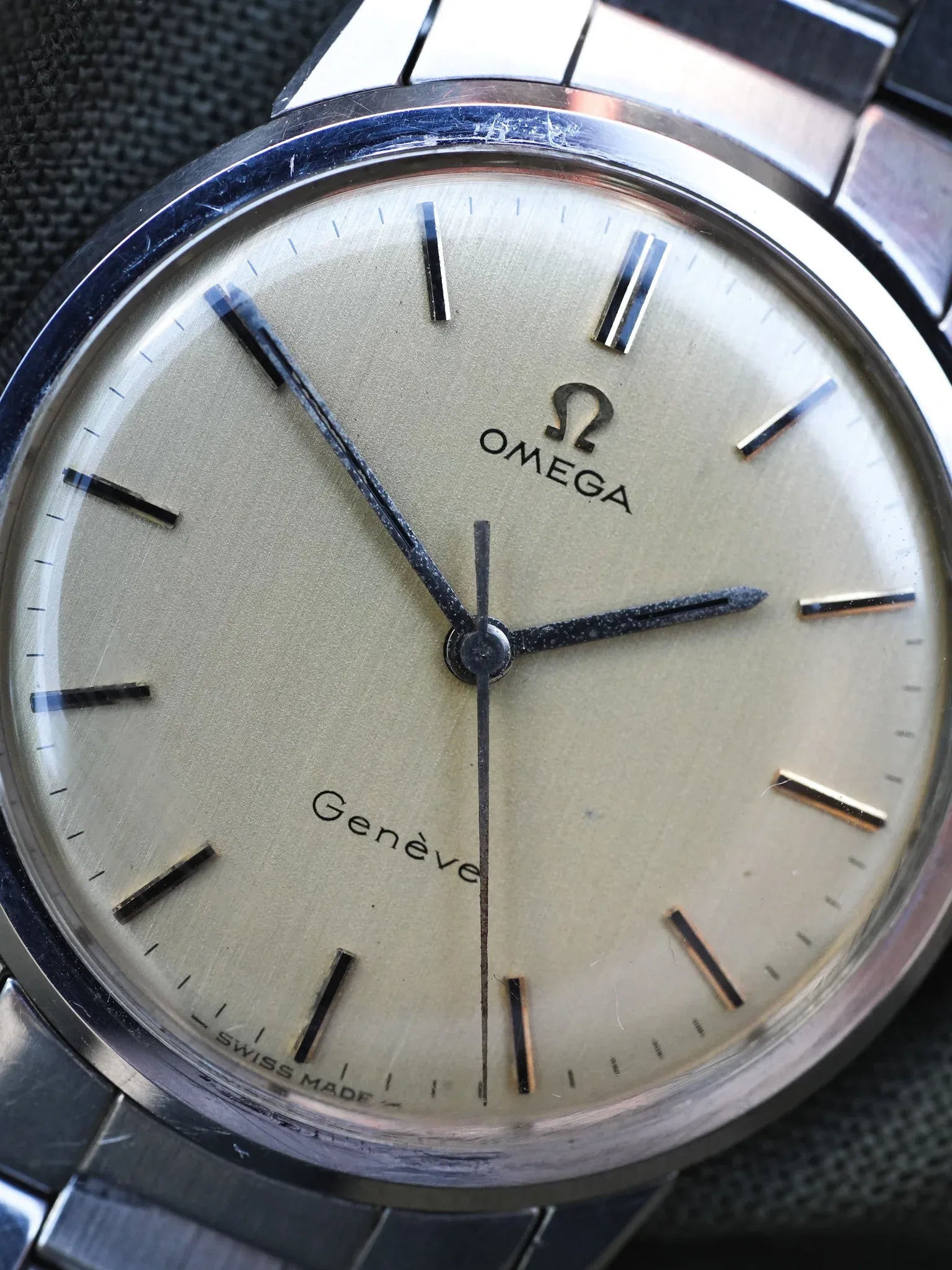 Omega - Geneve Cadran lin champagne - 1964 - Atelier Victor - Vintage Shop
