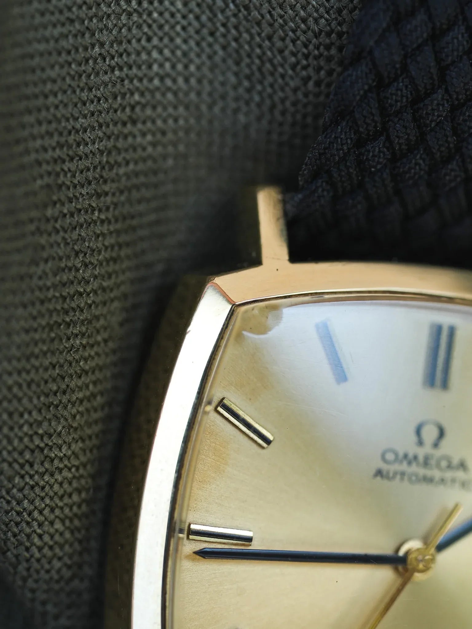 Omega - Genève Carré Plaqué or - 1973 - Atelier Victor