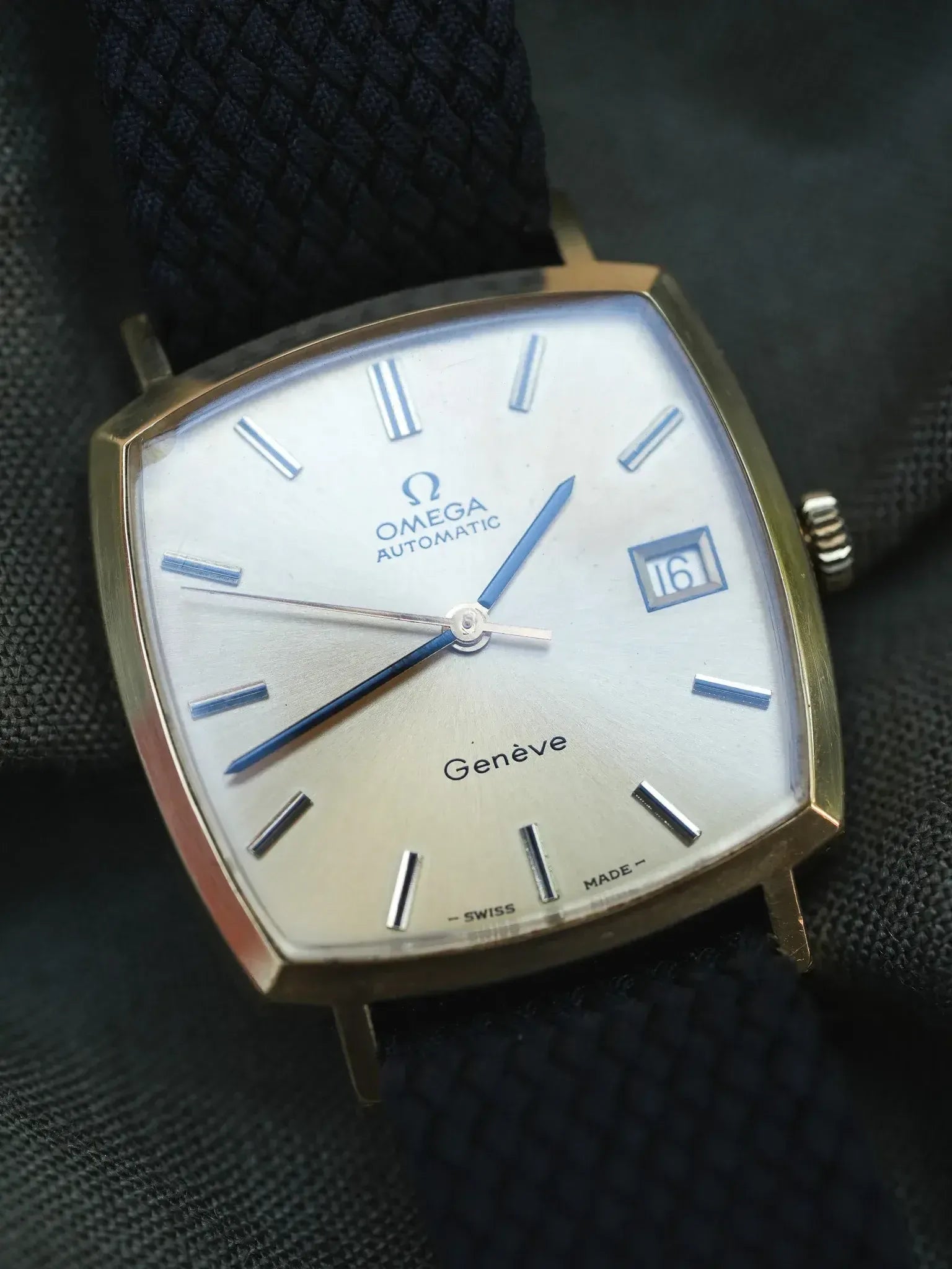 Omega - Genève Carré Plaqué or - 1973 - Atelier Victor
