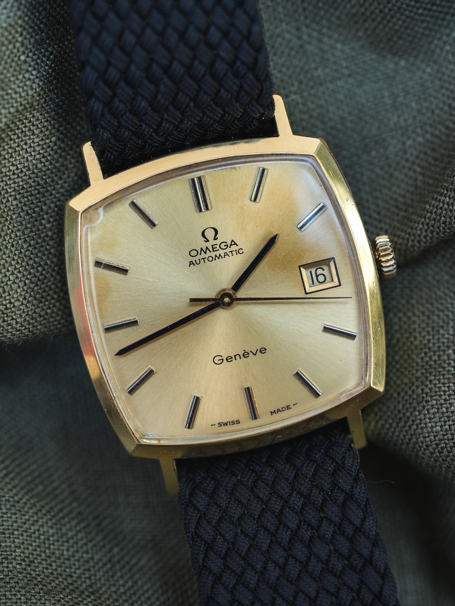 Omega - Genève Carré Plaqué or - 1973 - Atelier Victor - Vintage Shop