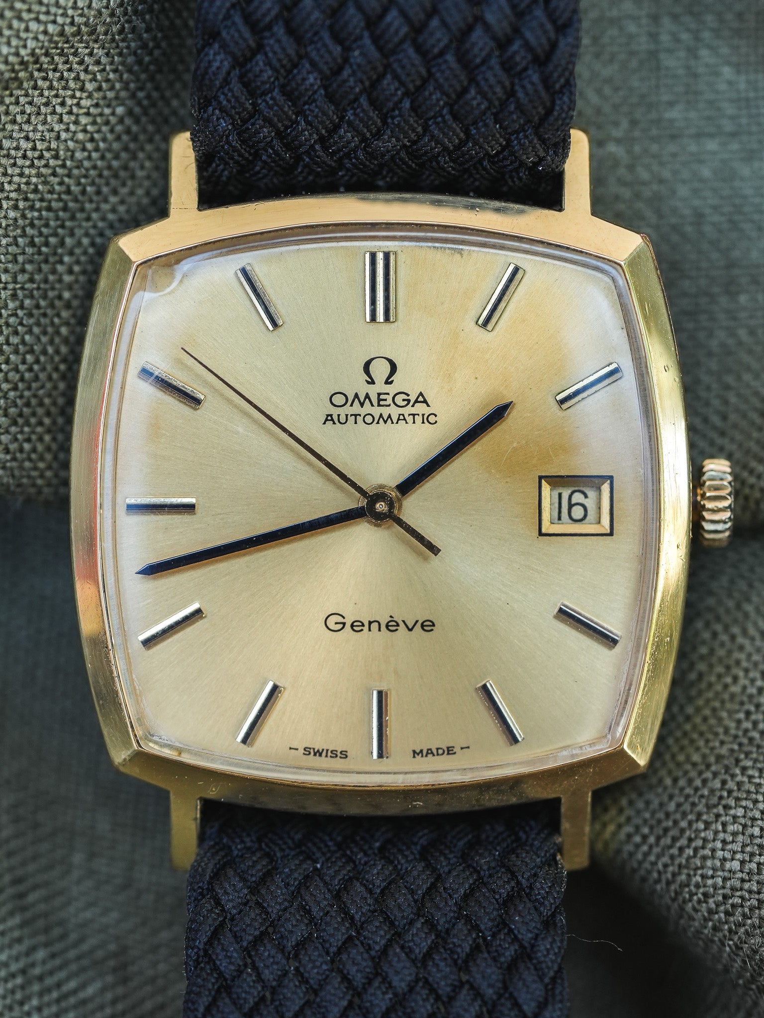 Omega - Genève Carré Plaqué or - 1973 - Atelier Victor - Vintage Shop