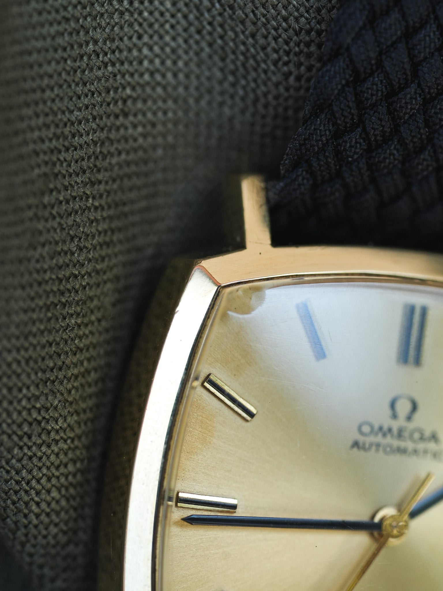Omega - Genève Carré Plaqué or - 1973 - Atelier Victor - Vintage Shop