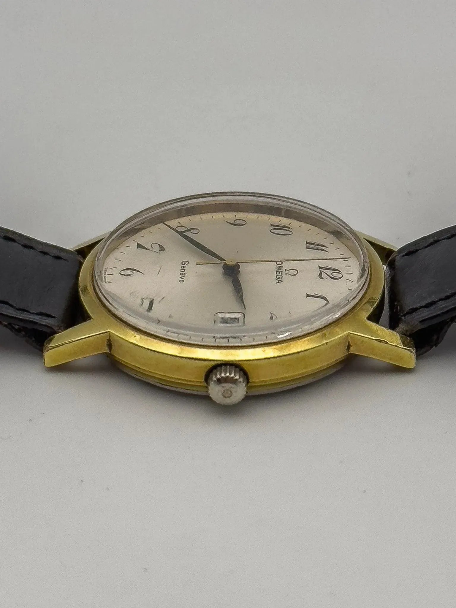 Omega - Genève chiffres Breguet Plaqué or - 1972 - Atelier Victor - Vintage Shop