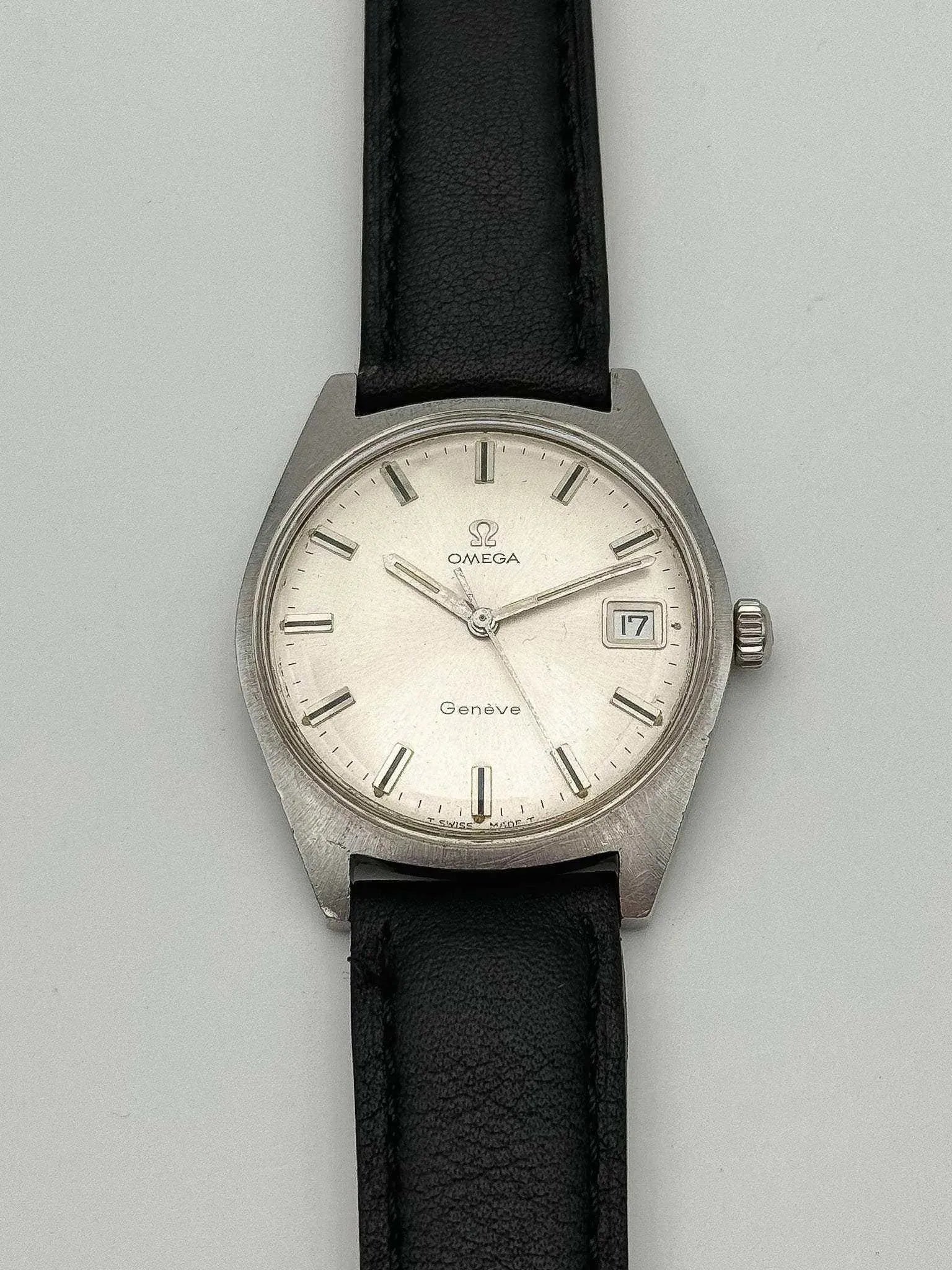 Omega - Genève Date Champagne - 1968 - Atelier Victor Paris - Vintage Watch Shop Dubai