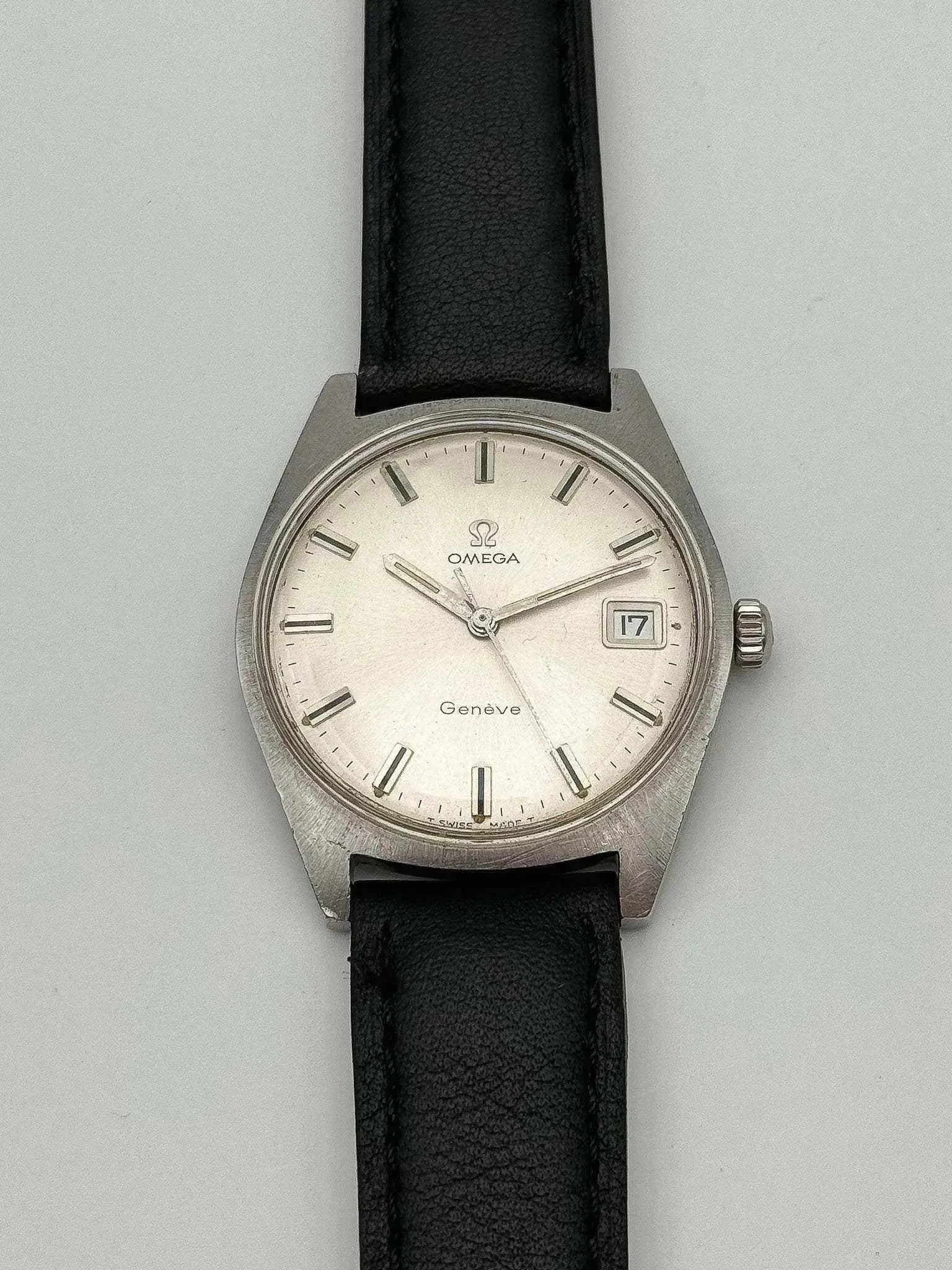 Omega - Genève Date Champagne - 1968 - Atelier Victor - Vintage Shop