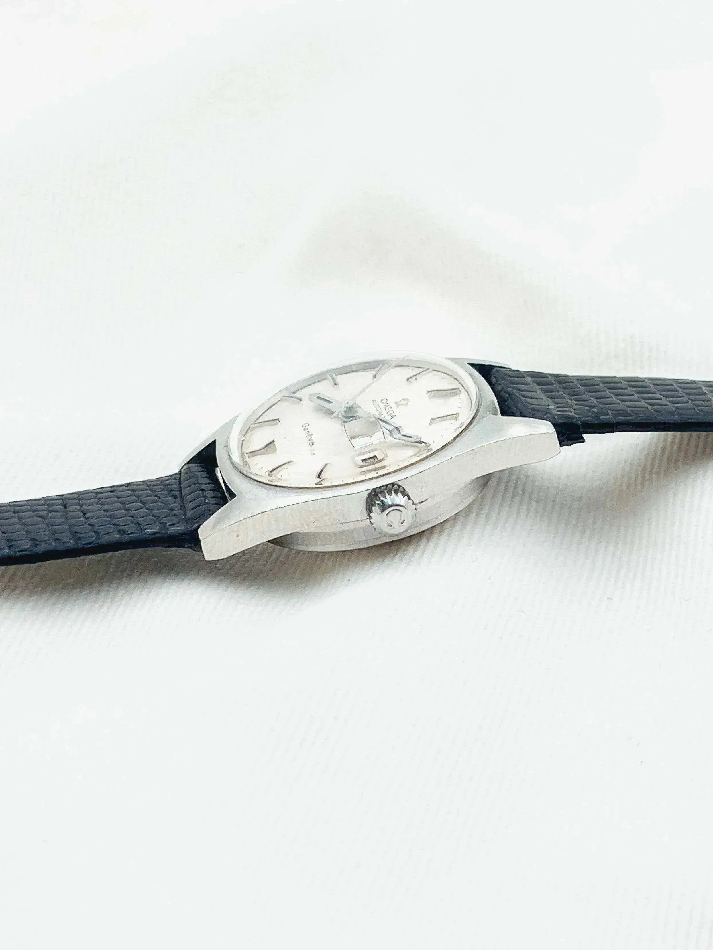 Omega - Genève Date Femme Mini - 1972 - Atelier Victor - Vintage Shop