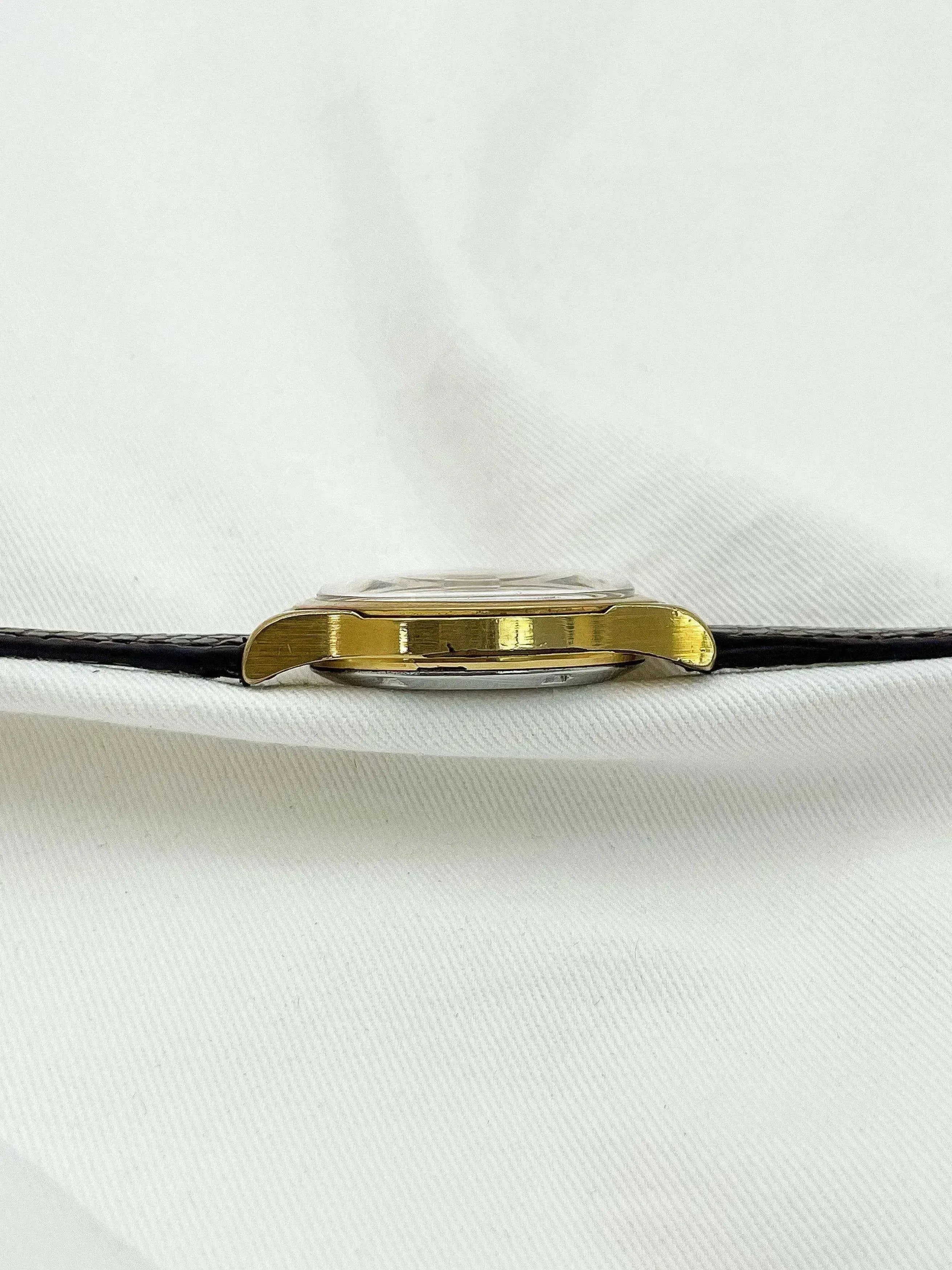 Omega - Genève Gold 36mm - 1974 - Atelier Victor - Vintage Shop