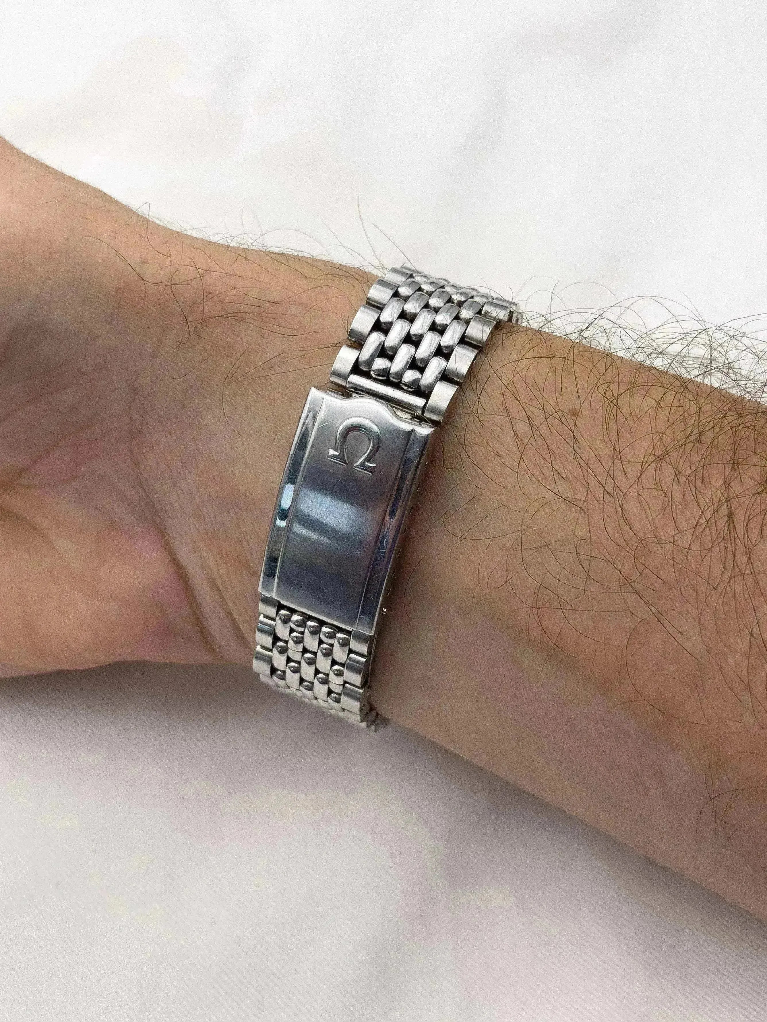 Omega - Genève Grain de riz - 1972 - Atelier Victor