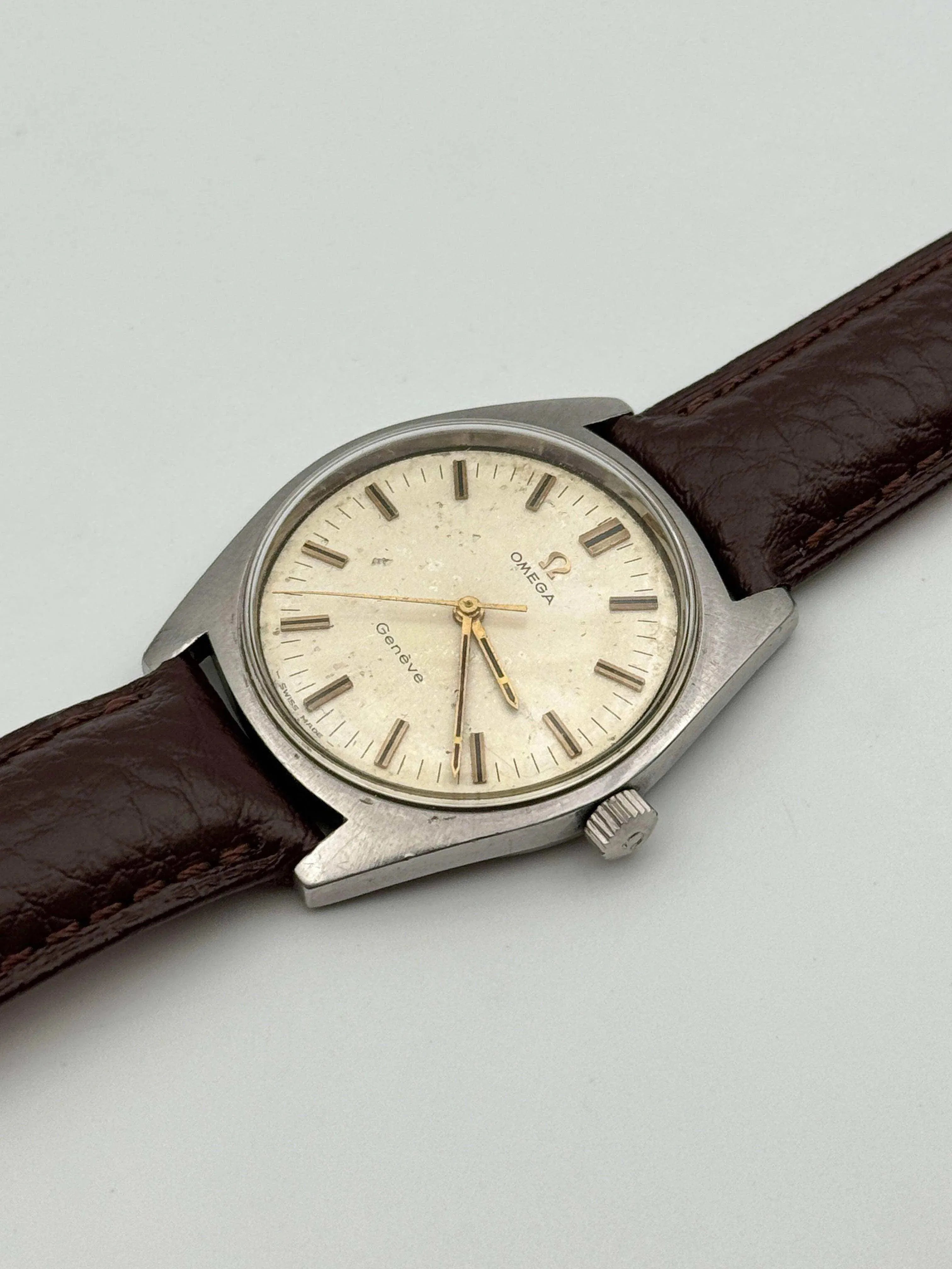 Omega - Genève Patine Index Champagne - 1969 - Atelier Victor Paris - Vintage Watch Shop Dubai