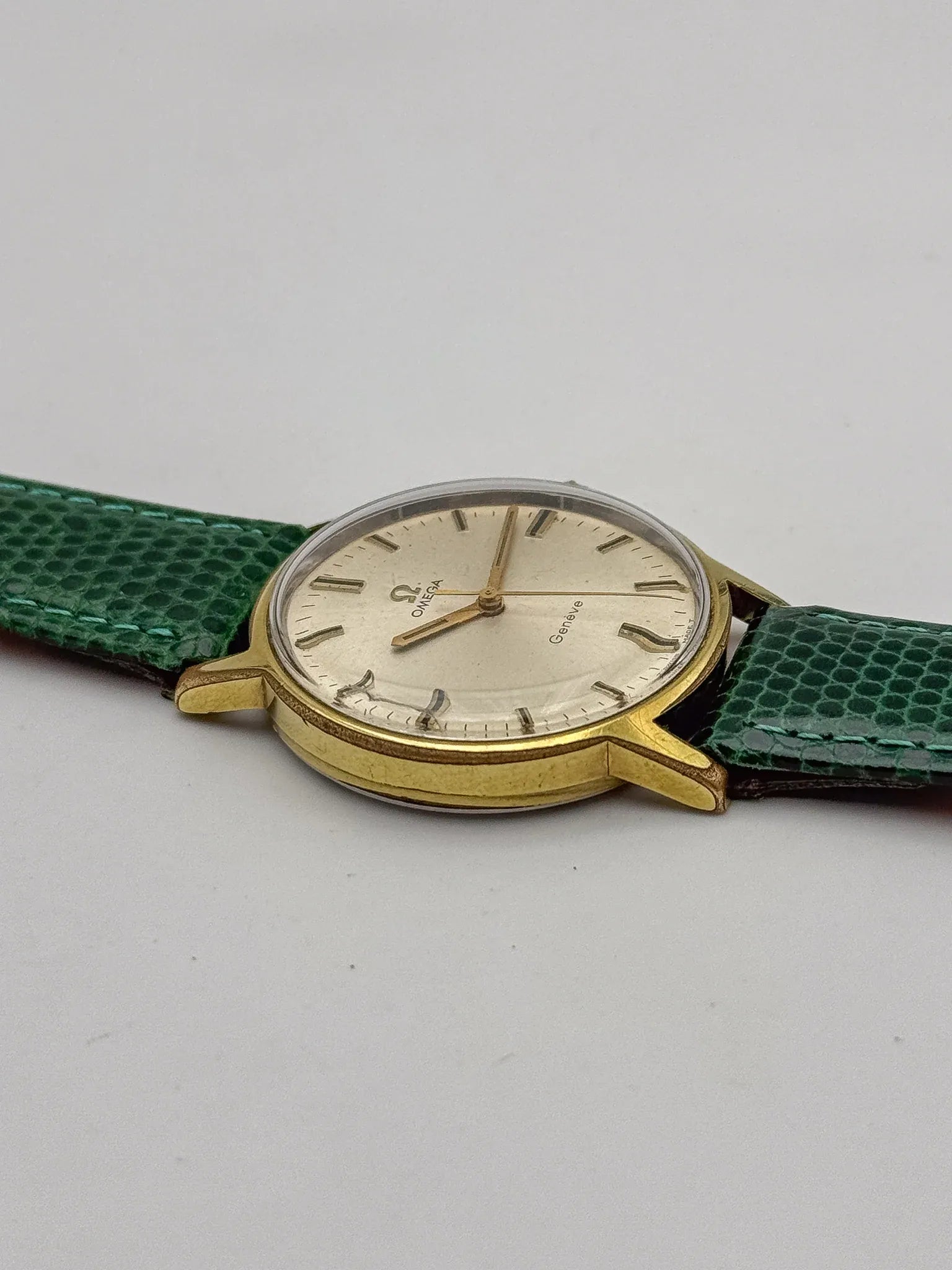 Omega - Genève Plaqué Or Champagne Index Noir - 1970 - Atelier Victor