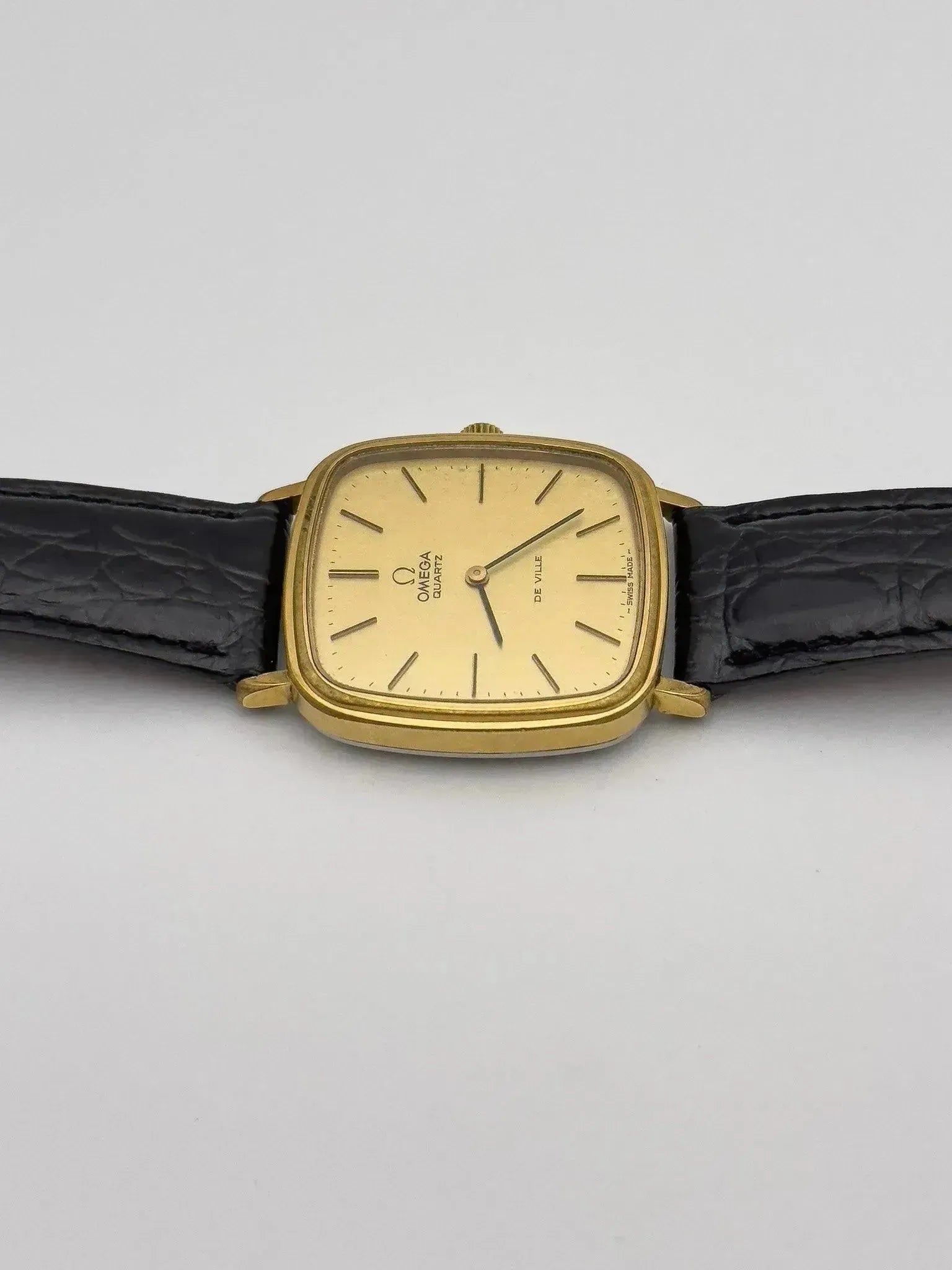 Omega - Gold Square - 1977 - Atelier Victor
