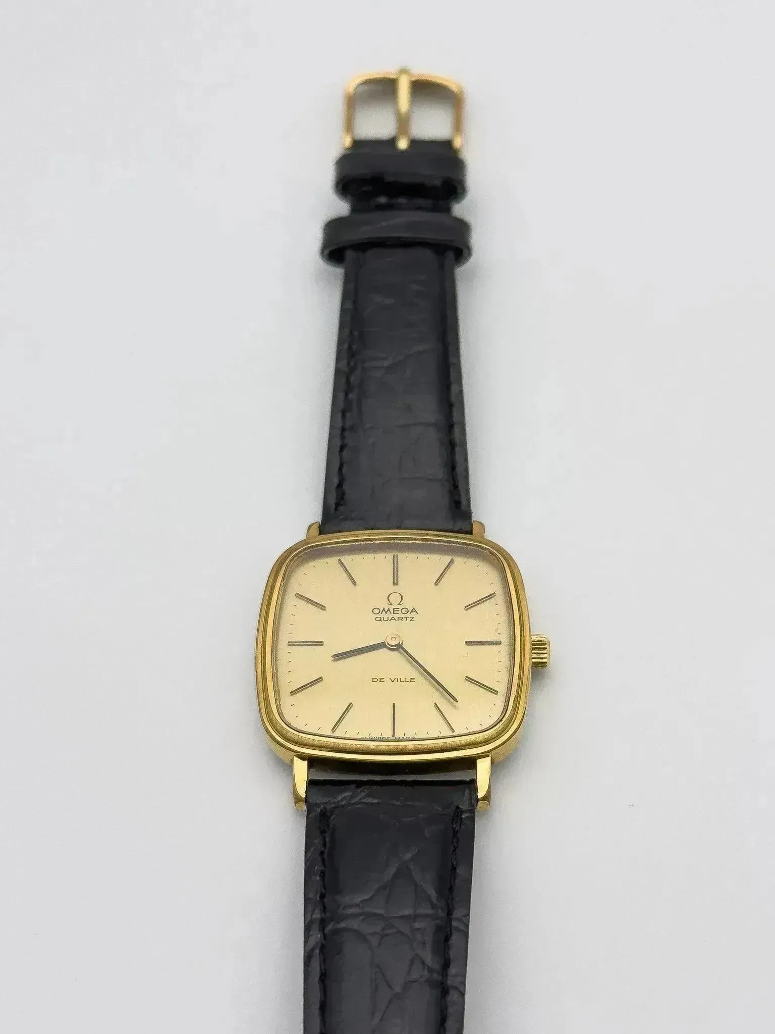 Omega - Gold Square - 1977 - Atelier Victor