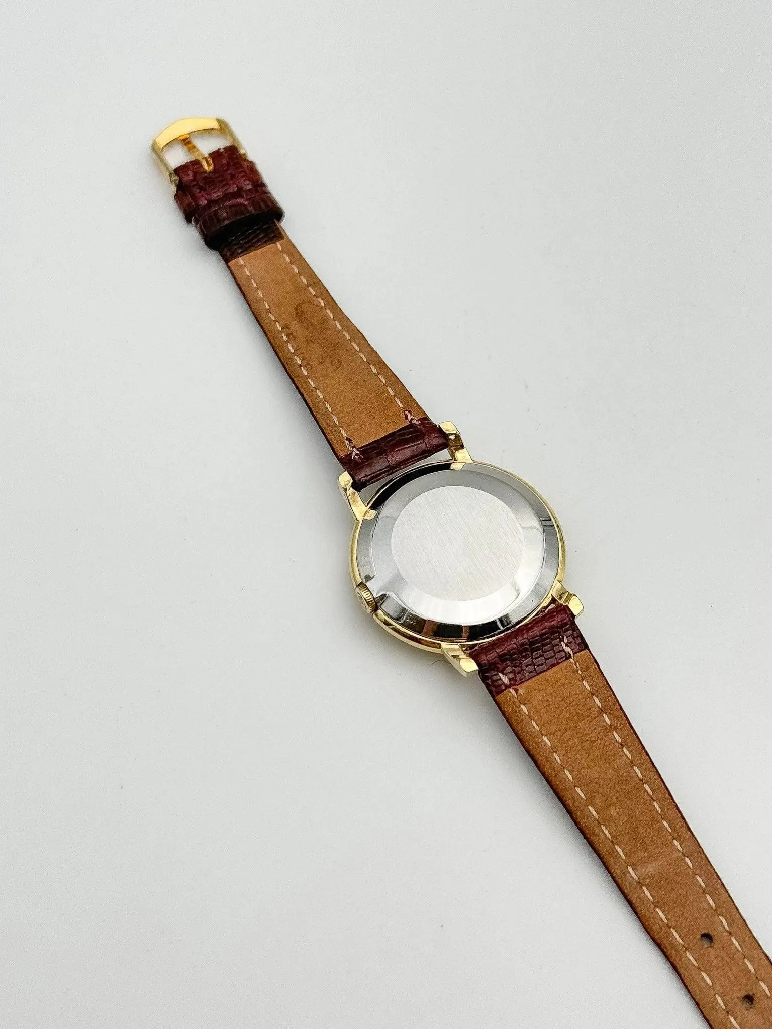 Omega - Mini Disco Volante - 1974 - Atelier Victor Paris - Vintage Watch Shop Dubai
