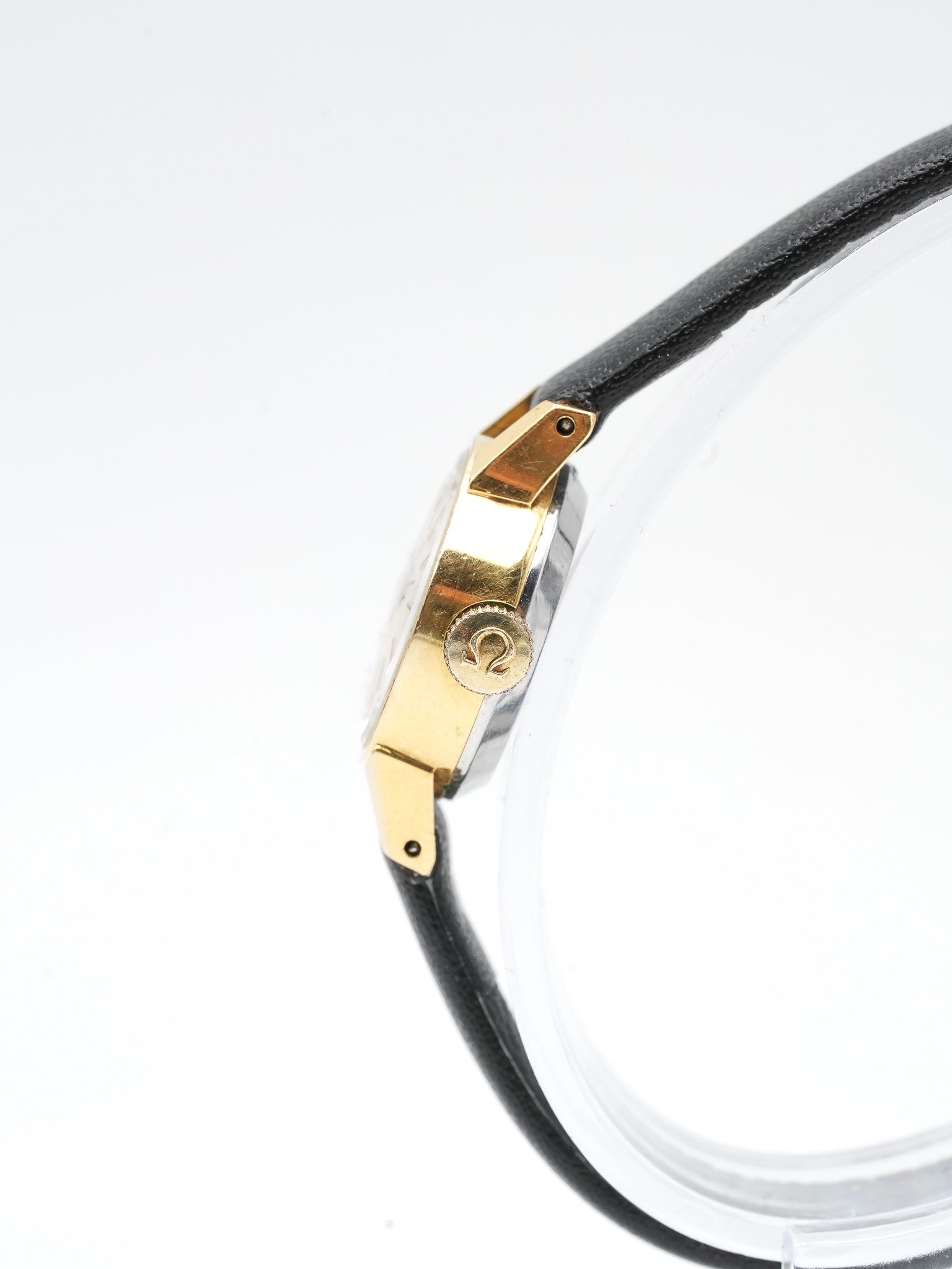 Omega - Mini Facetté Femme Plaqué or - 1964 - Atelier Victor - Vintage Shop