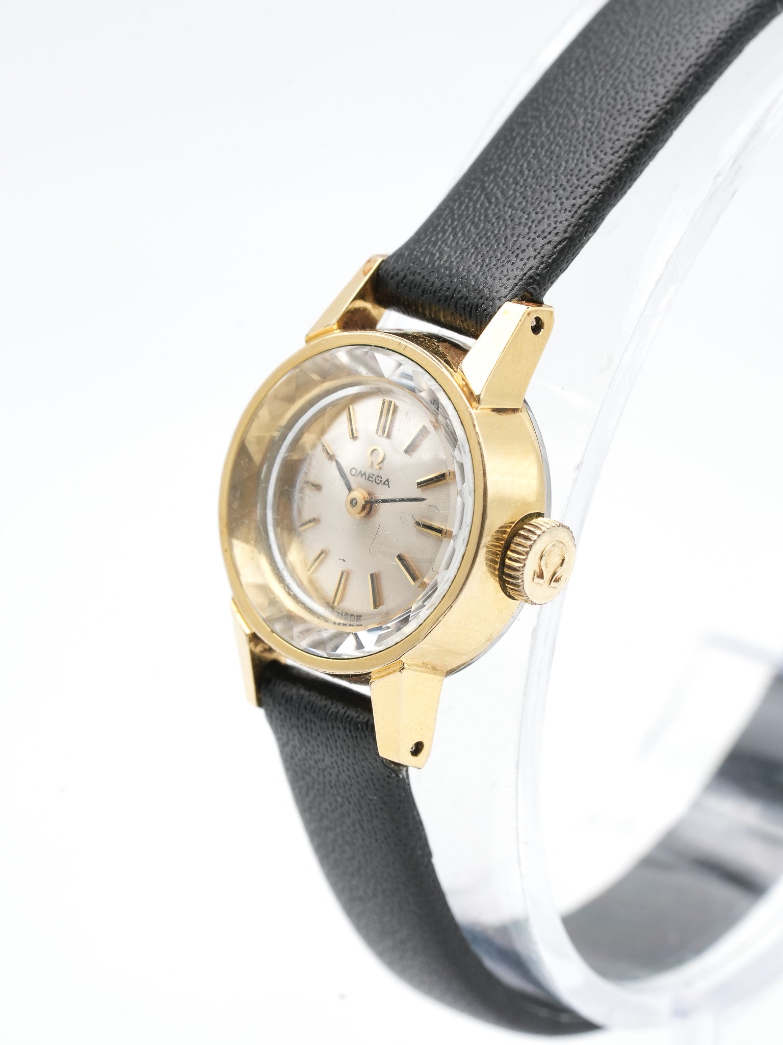 Omega - Mini Facetté Femme Plaqué or - 1964 - Atelier Victor - Vintage Shop