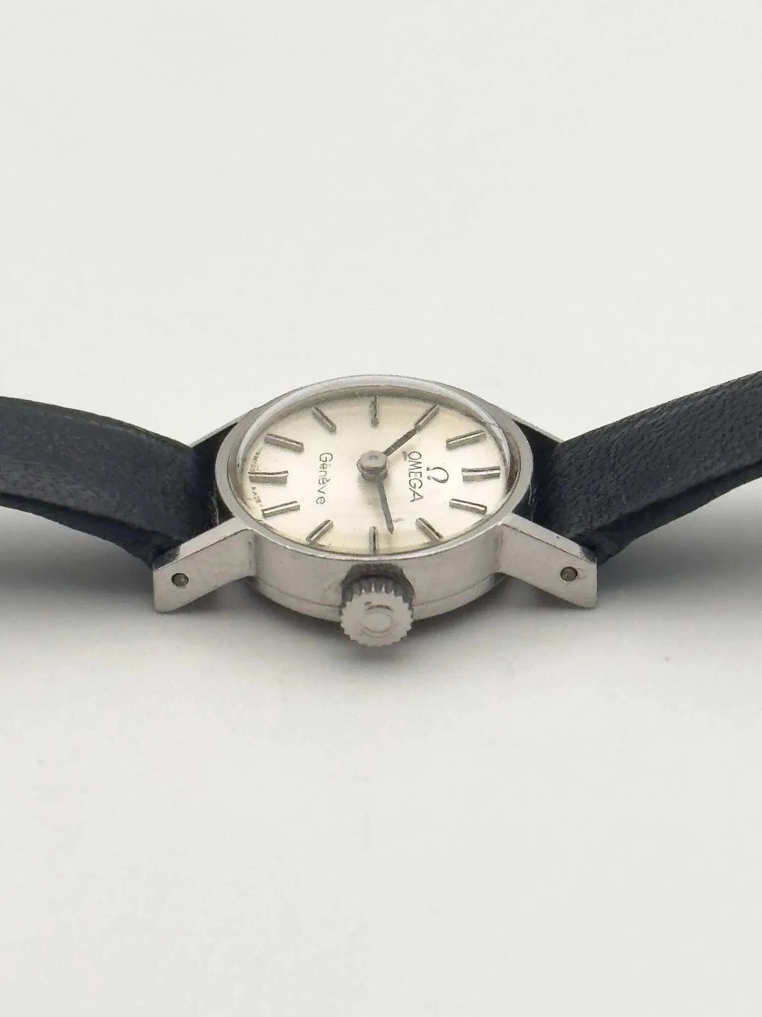 Omega - Mini Genève Lady - 1969 - Atelier Victor Paris - Vintage Watch Shop Dubai
