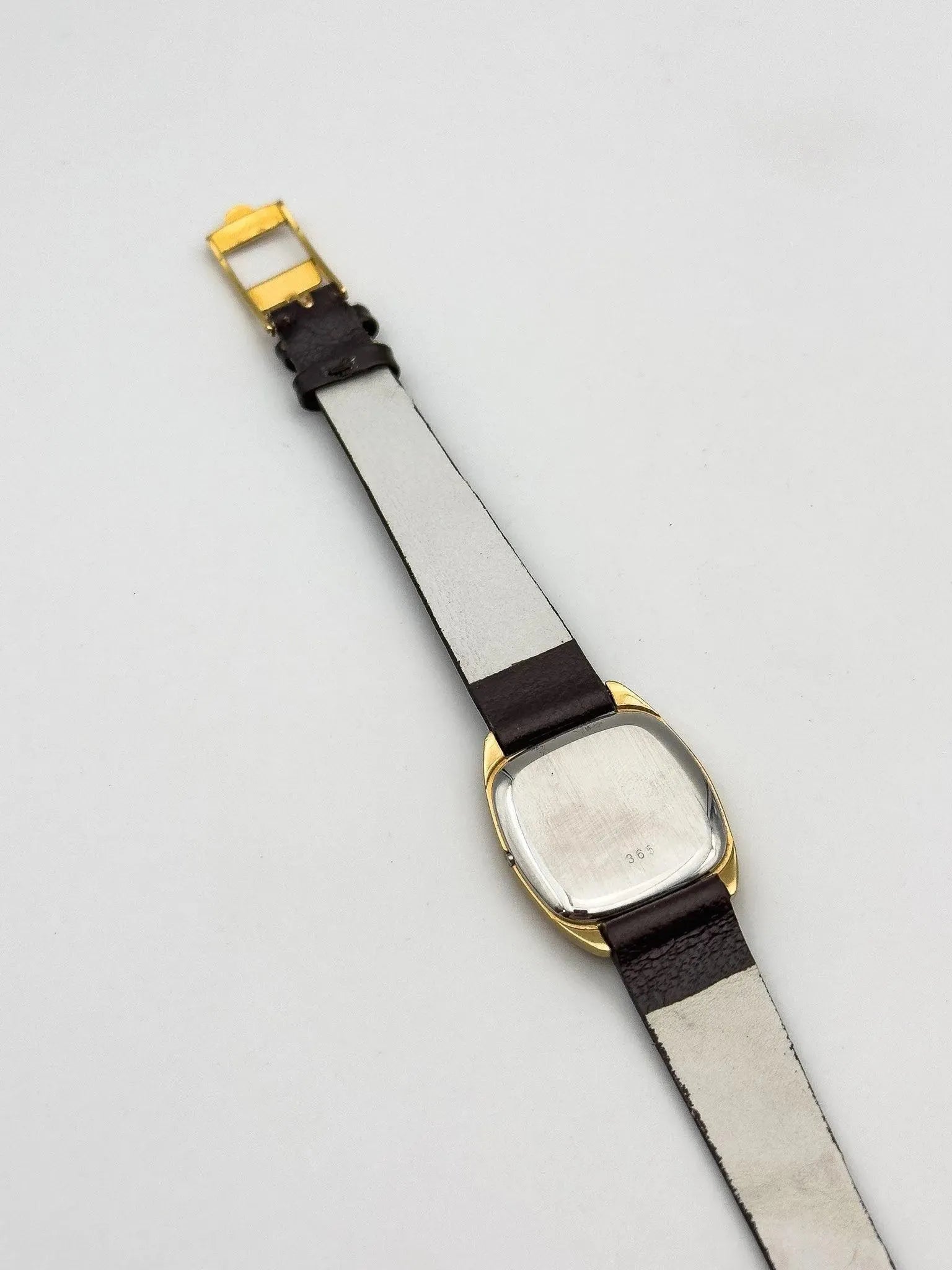 Omega - Mini Tonneau Gold Lady - 1979 - Atelier Victor - Vintage Shop