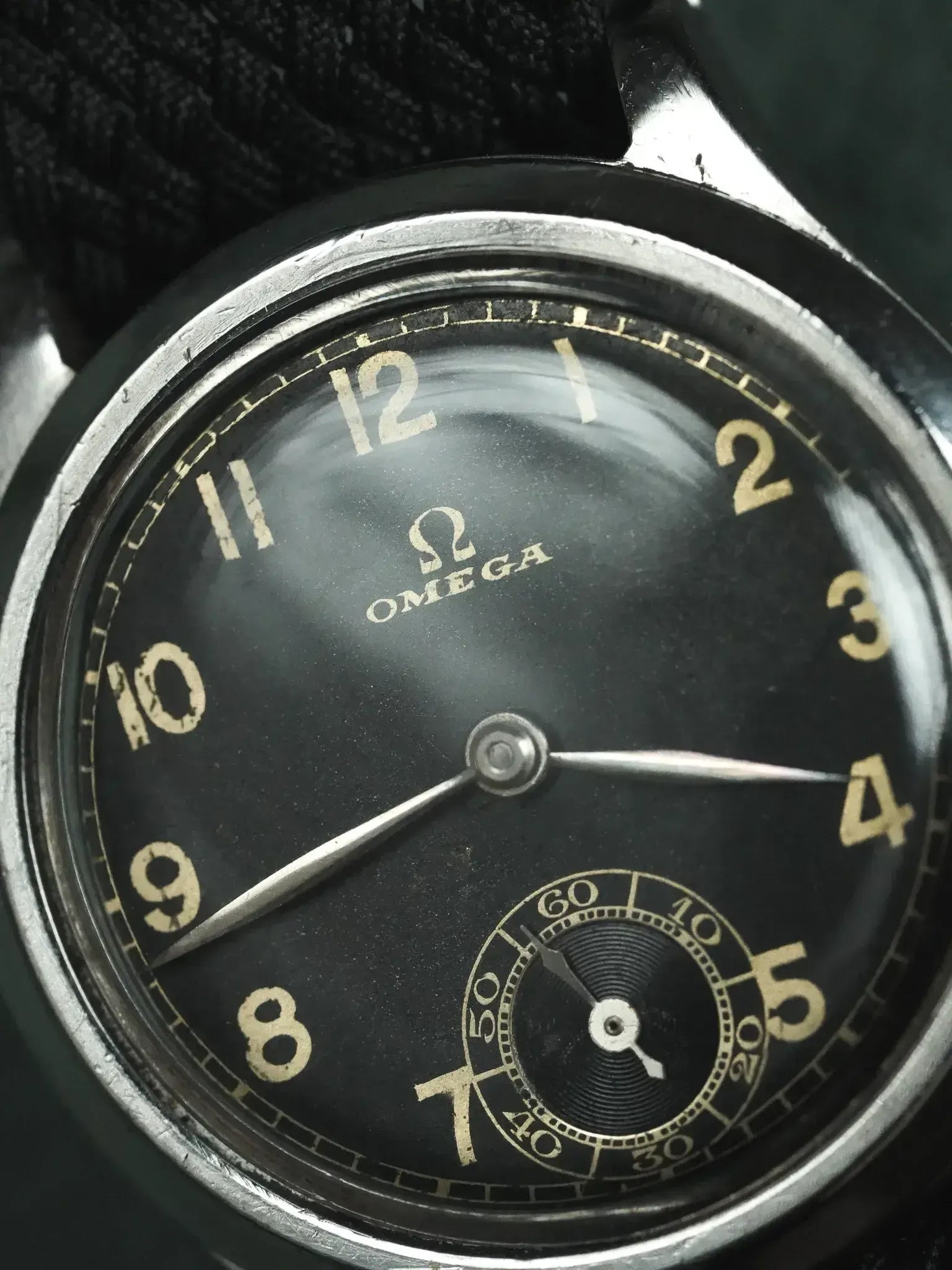 Omega - montre militaire cadran noir GILT 26.5SOB T2- 1935 - Atelier Victor