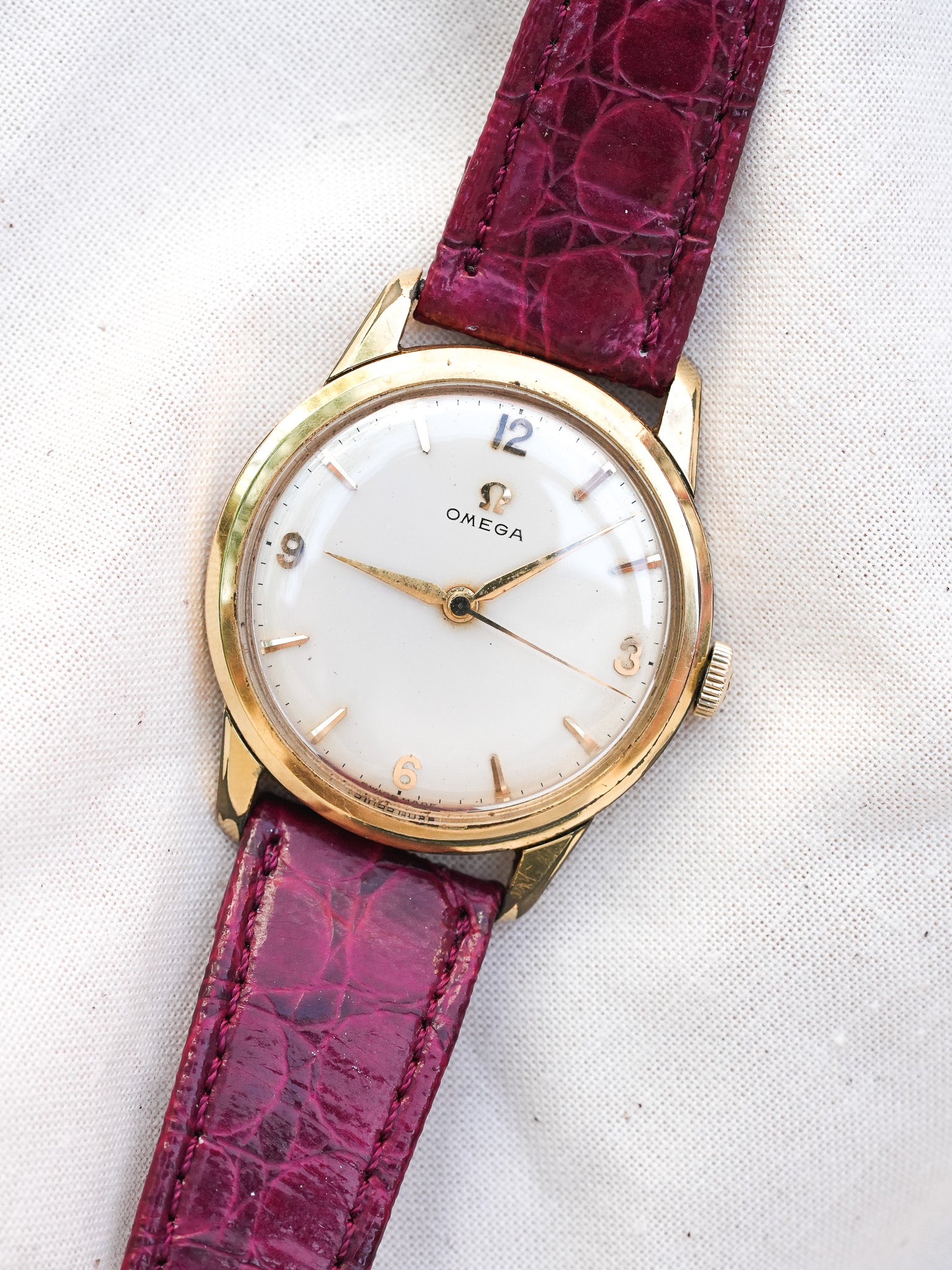 Omega - Plaqué Or 3-6-9-12 Patinée - 1960 - Atelier Victor - Vintage Shop