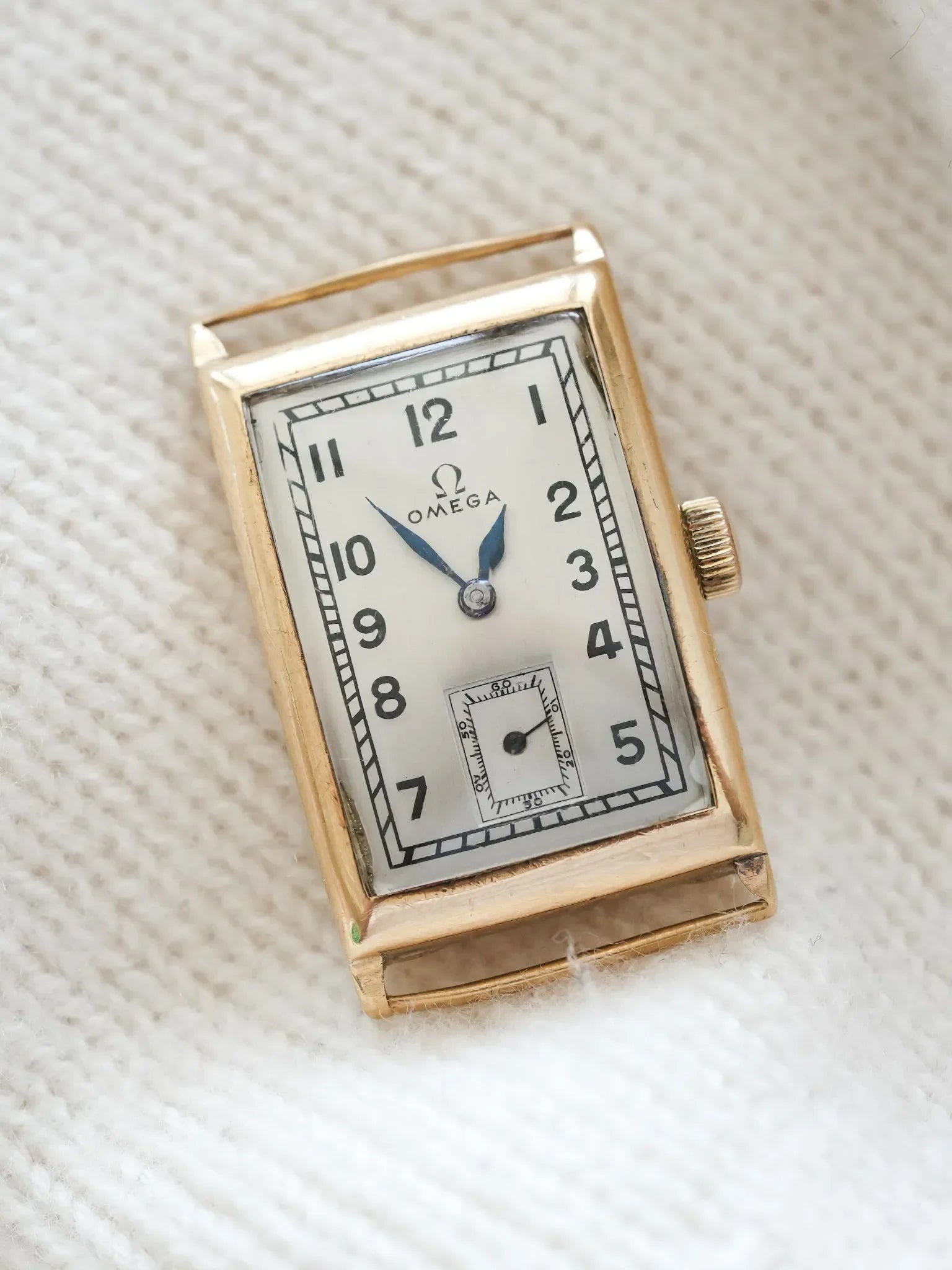 Omega - Rare T17 OR JAUNE 18k - 1930 - Atelier Victor - Vintage Shop