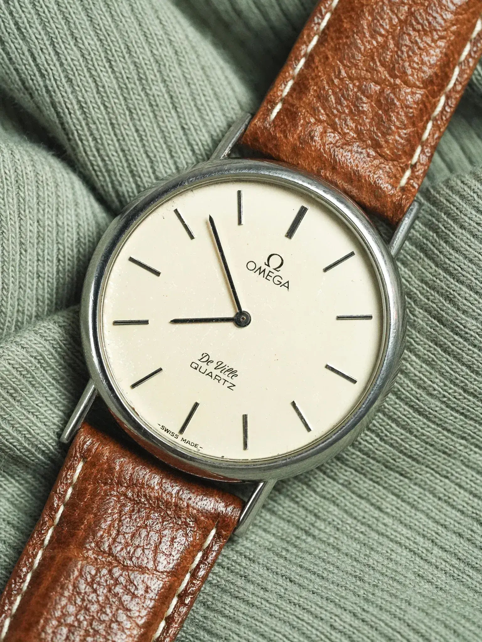 Omega - Ronde acier Patine - 1979 - Atelier Victor