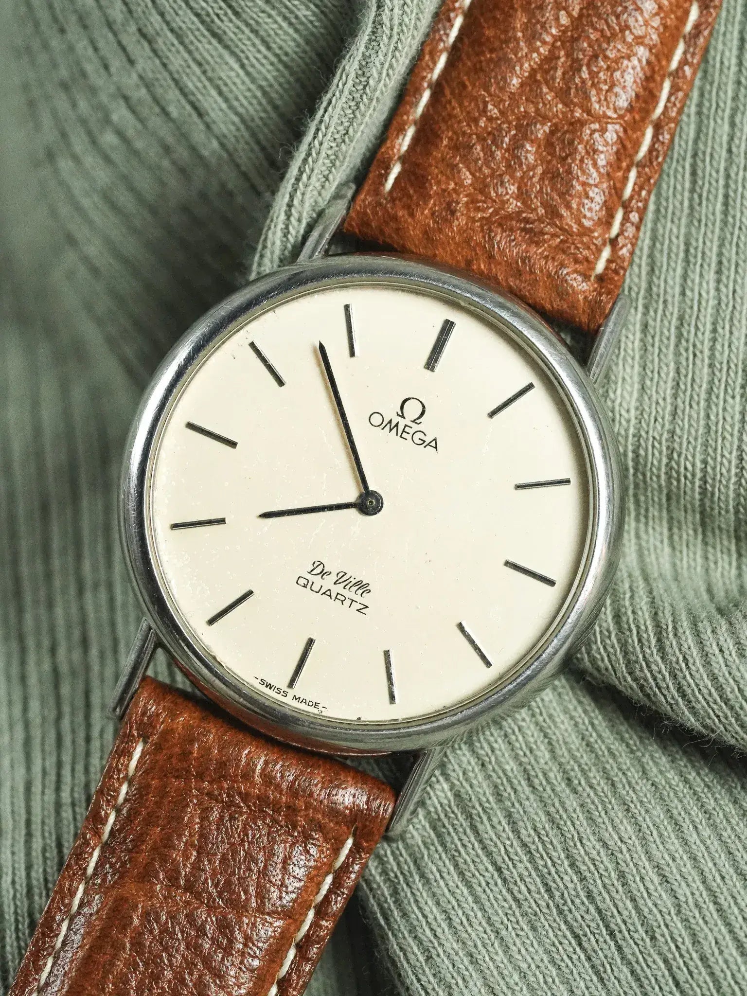 Omega - Ronde acier Patine - 1979 - Atelier Victor