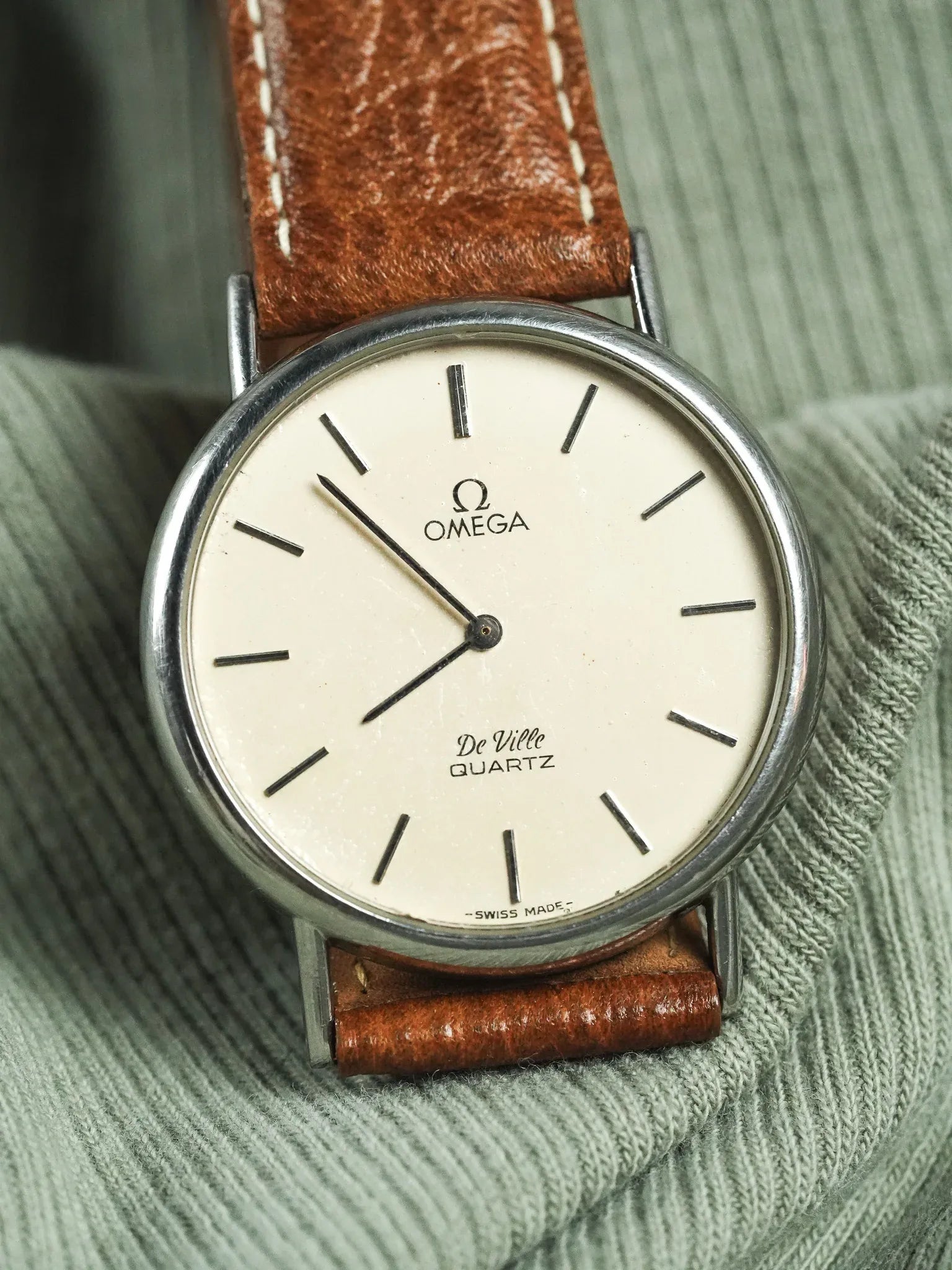 Omega - Ronde acier Patine - 1979 - Atelier Victor