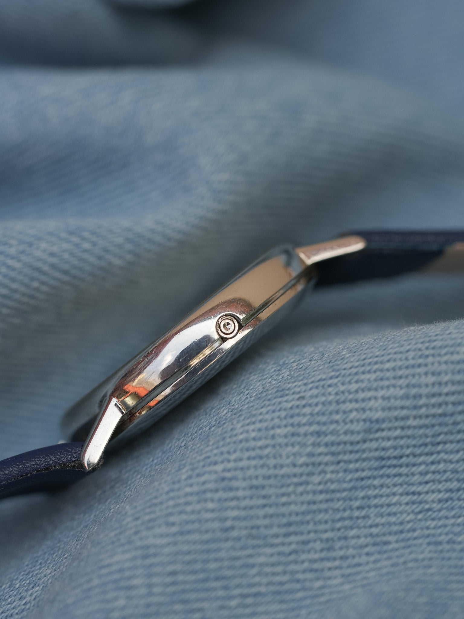 Omega - Ronde acier Patine - 1979 - Atelier Victor - Vintage Shop