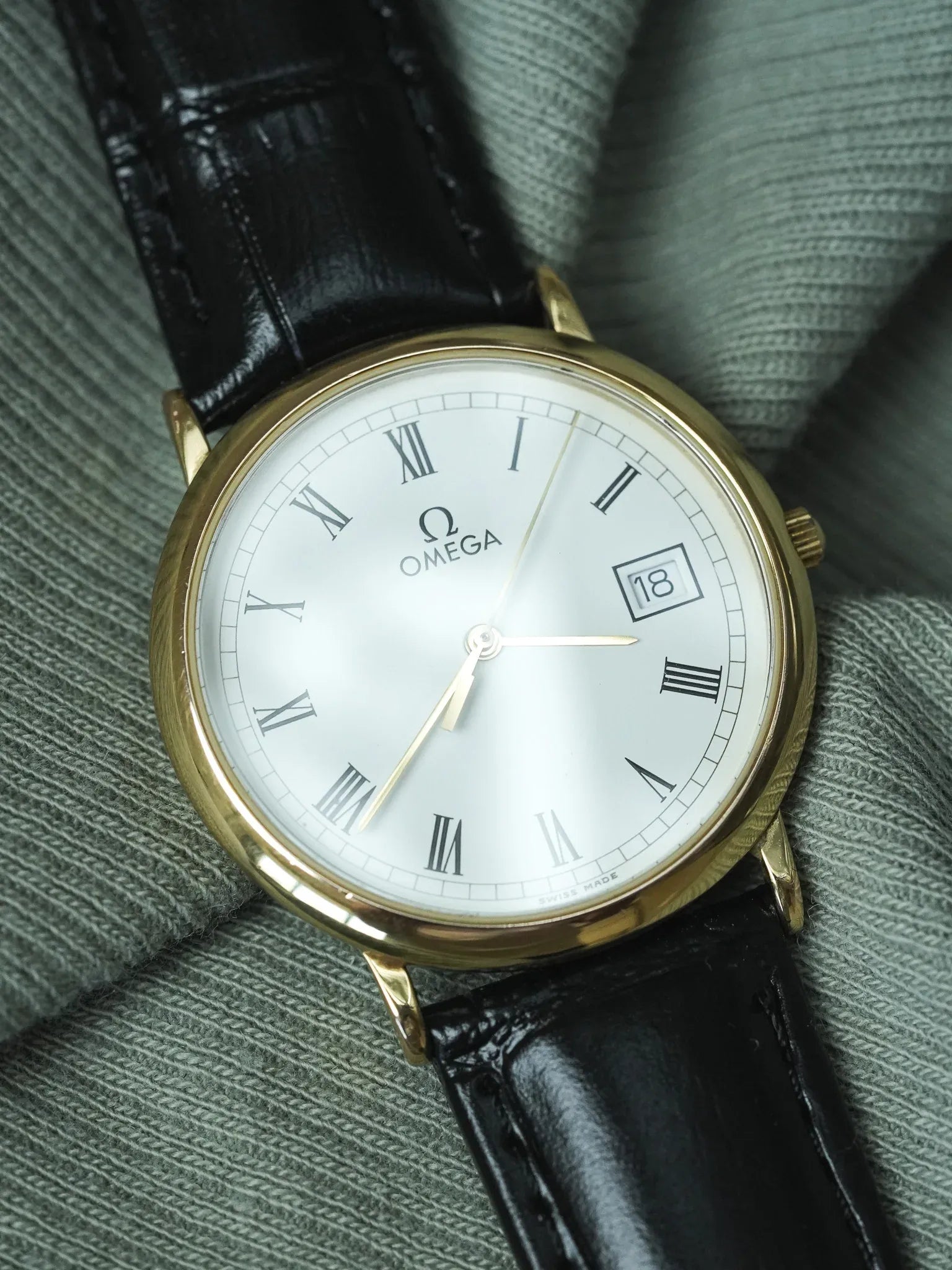 Omega - Gold Plated Round Date White Roman Dial - 1989