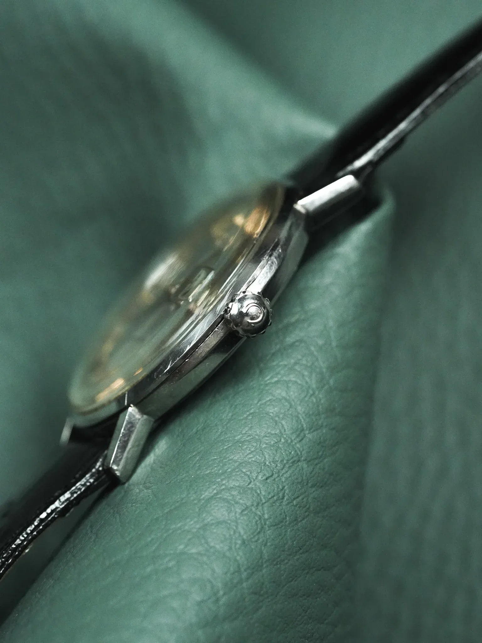 Omega - Seamaster 14740.1.SC Monobloc cadran gris index or - 1960 - Atelier Victor - Vintage Shop