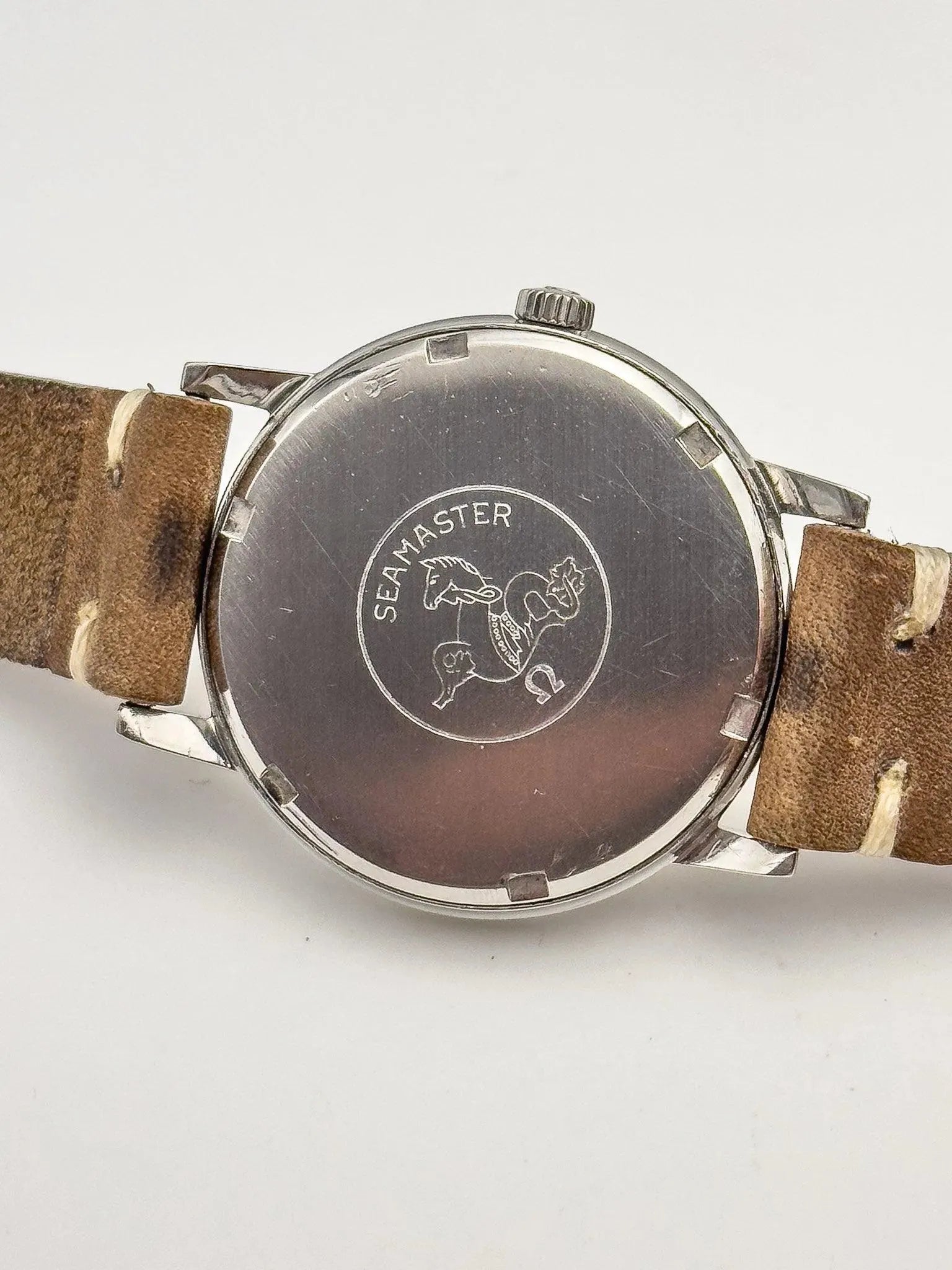 Omega - Seamaster 600 135.011 Index Or rose & onyx - Boite & Papier - 1965 - Atelier Victor Paris - Vintage Watch Shop Dubai