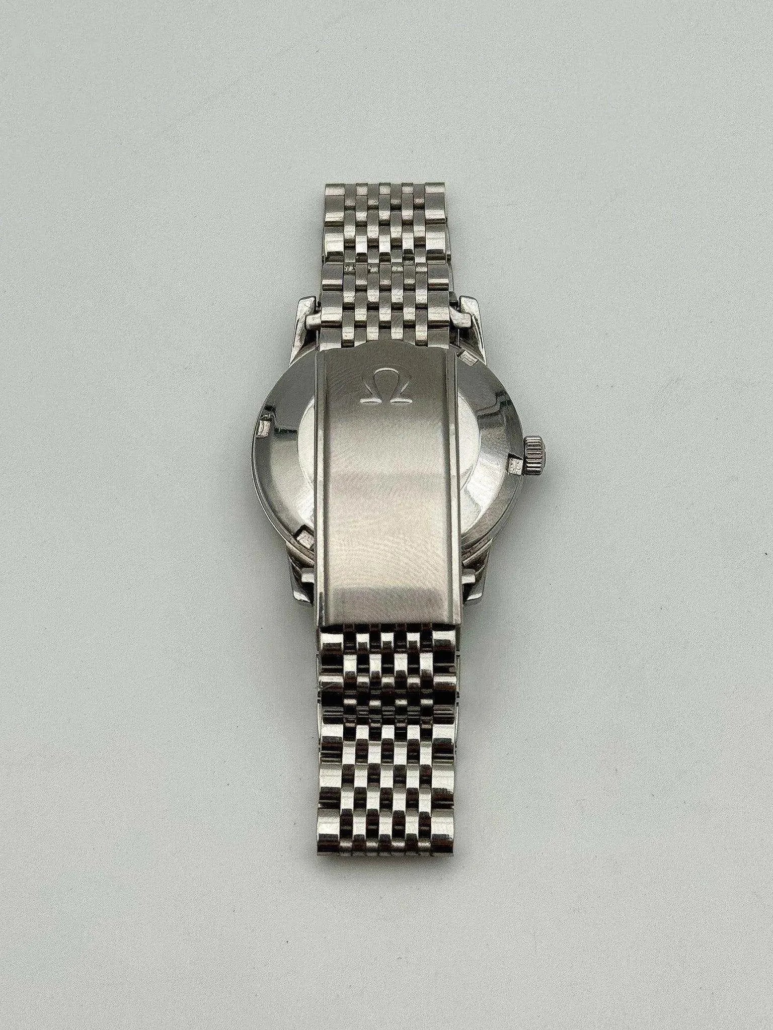 Omega - Seamaster Blanc crème Grain de riz - 1960 - Atelier Victor Paris - Vintage Watch Shop Dubai