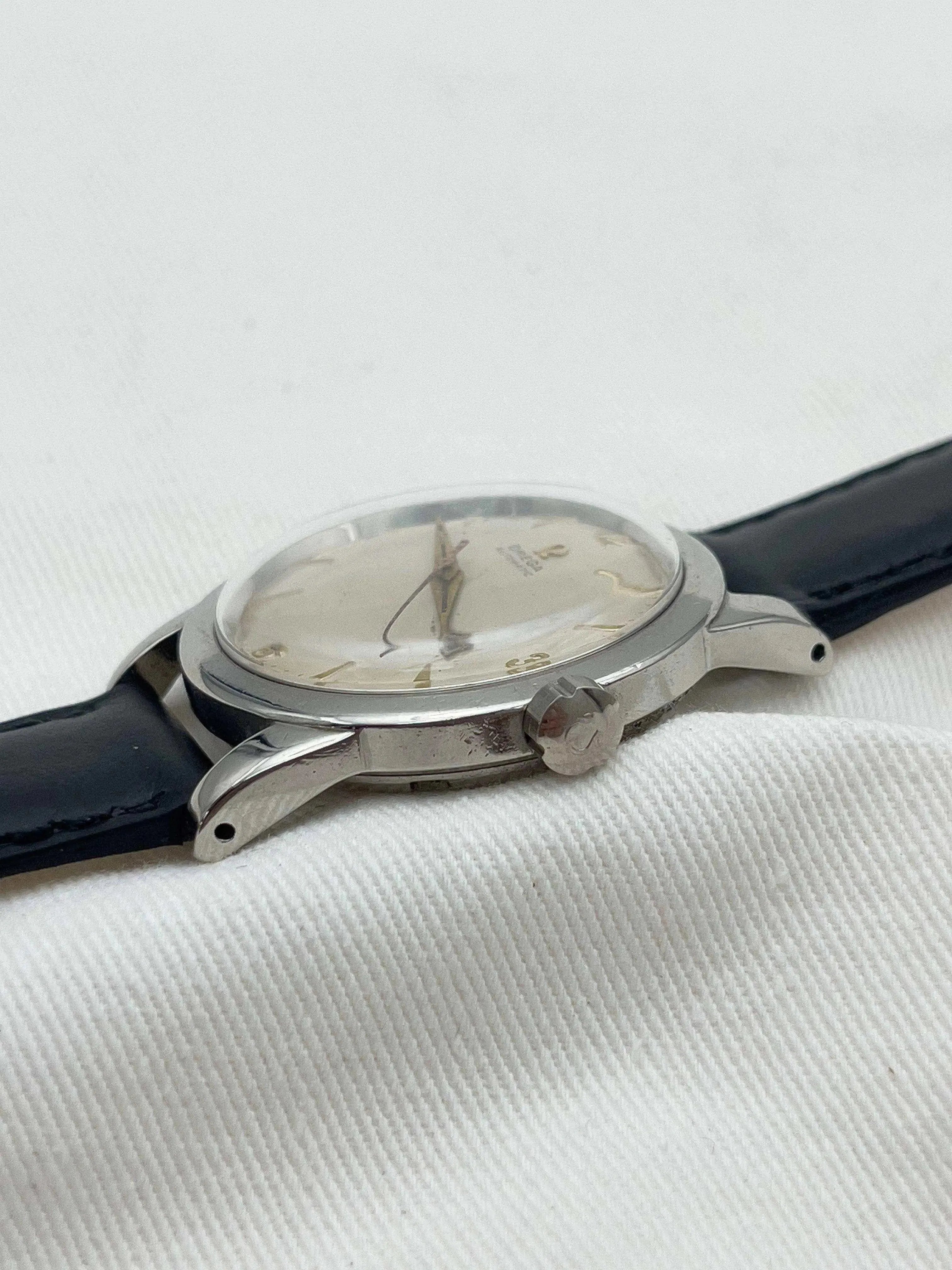 Omega - Seamaster Bumper Cadran Champagne - 1950 - Atelier Victor Paris - Vintage Watch Shop Dubai