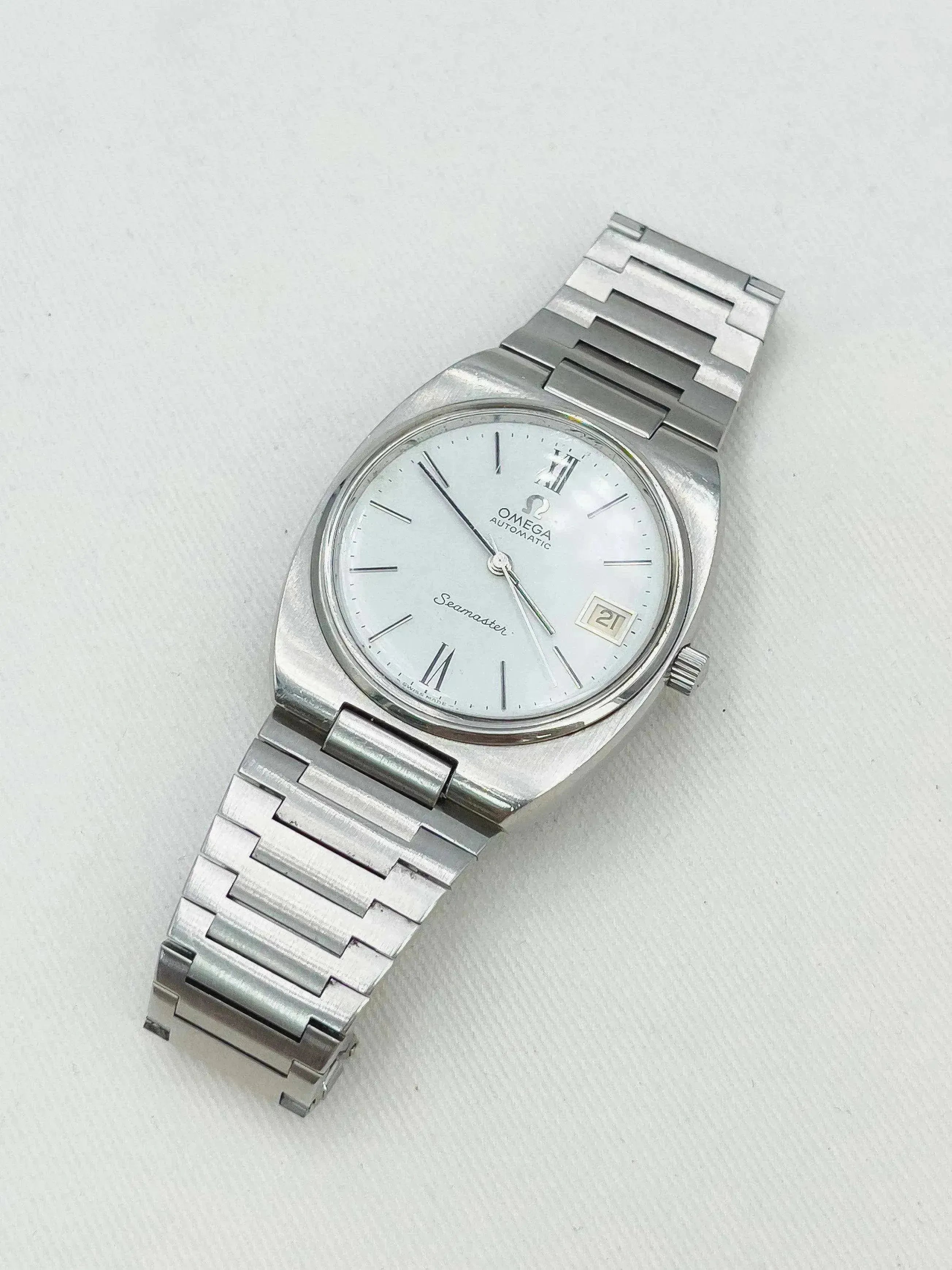 Omega - Seamaster Cadran blanc tonneau XL - 1976 - Atelier Victor