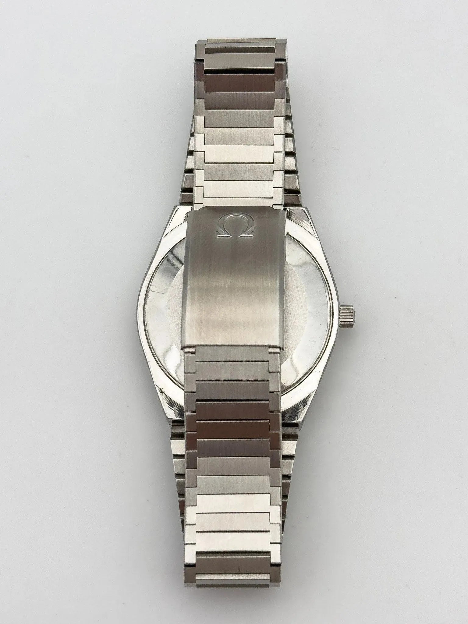 Omega - Seamaster Champagne Full Steel - 1978 - Atelier Victor Paris - Vintage Watch Shop Dubai