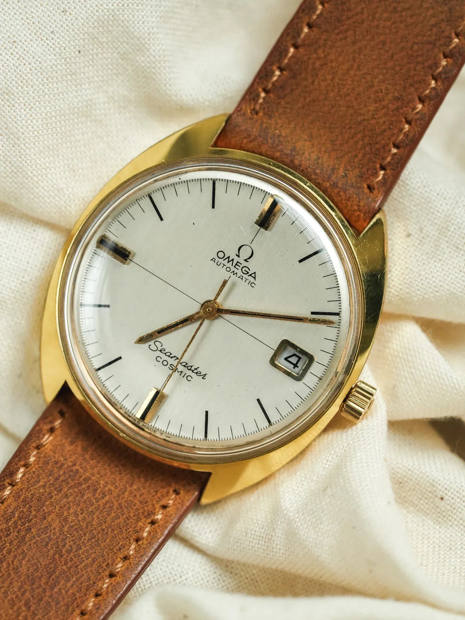 Omega - Seamaster Cosmic 166.026 Plaqué or Monobloc - 1970s - Atelier Victor - Vintage Shop