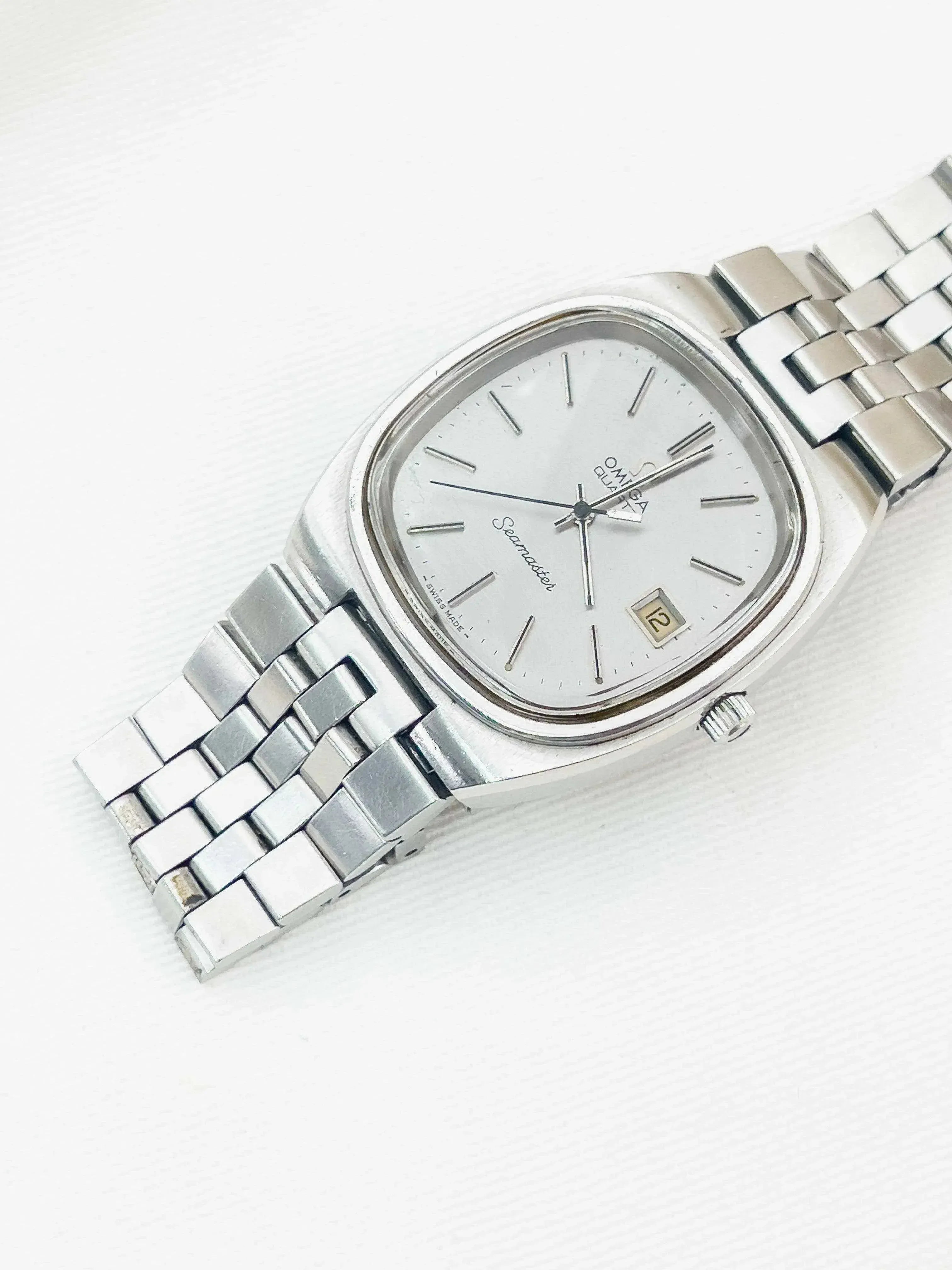 Omega - Seamaster Date w/ box - 1976 - Atelier Victor - Vintage Shop