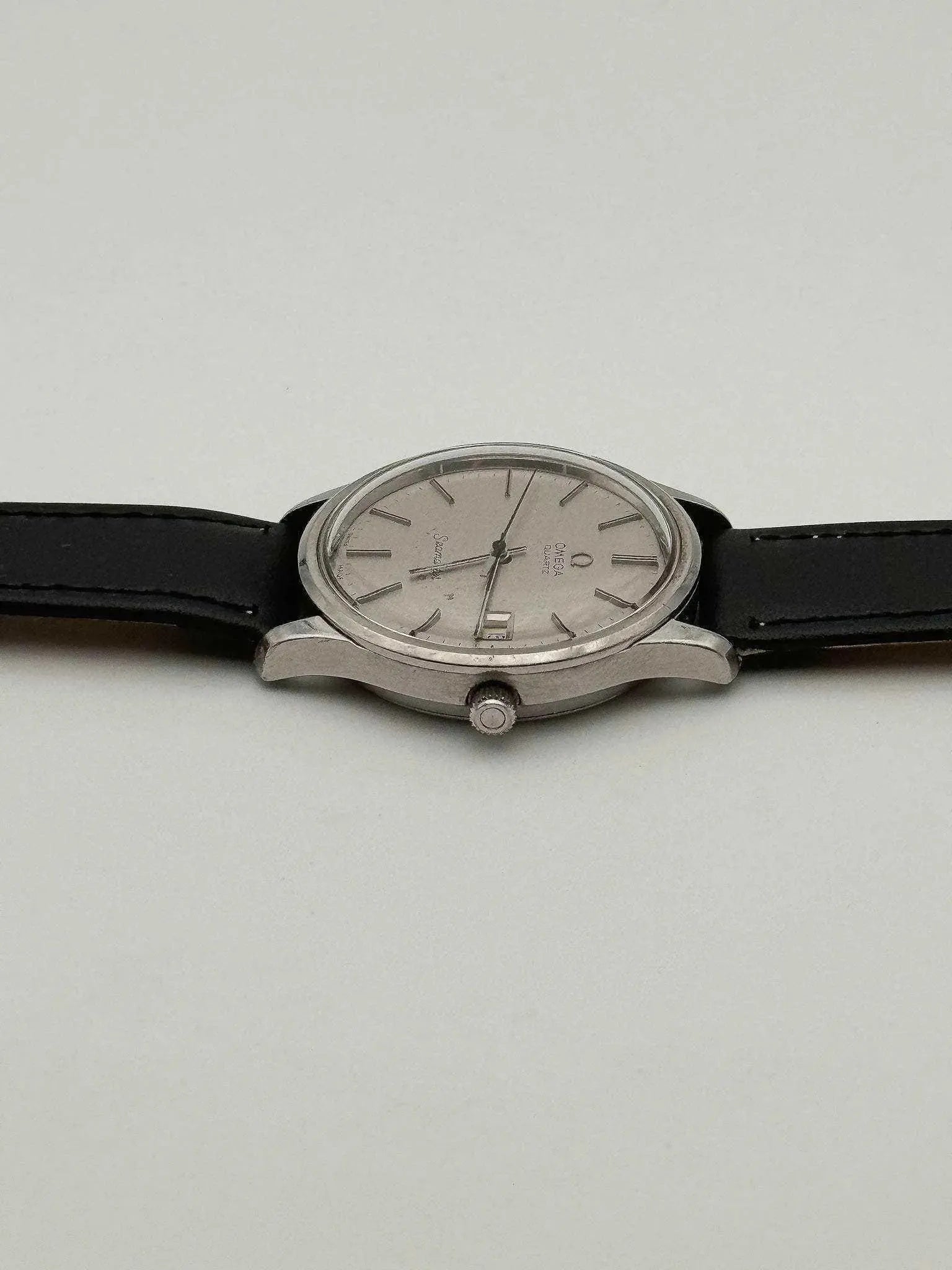 Omega - Seamaster Grey Dial - 1976 - Atelier Victor Paris - Vintage Watch Shop Dubai
