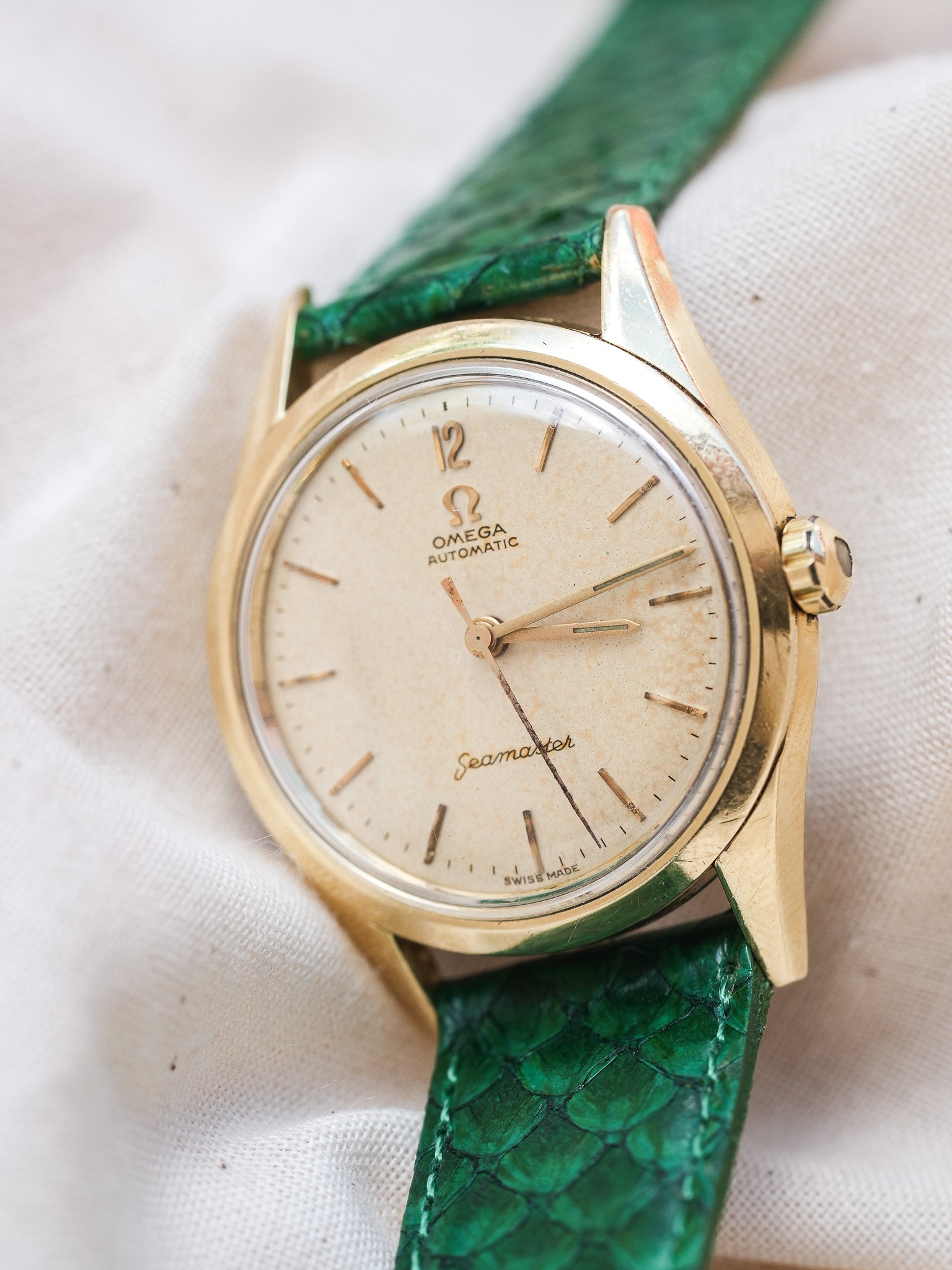 Omega - Seamaster Index Or Patine Creme - 1956 - Atelier Victor - Vintage Shop
