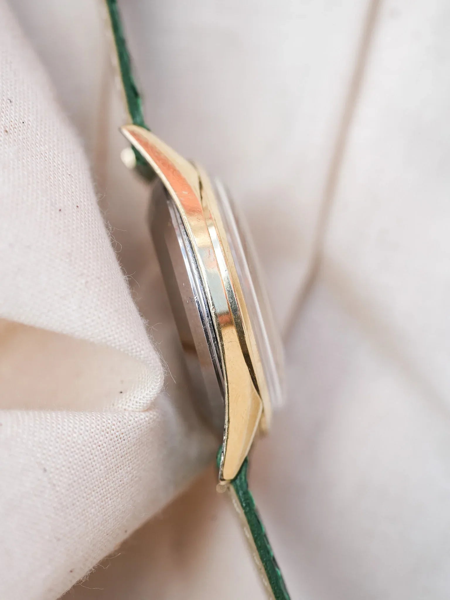 Omega - Seamaster Index Or Patine Creme - 1956 - Atelier Victor - Vintage Shop