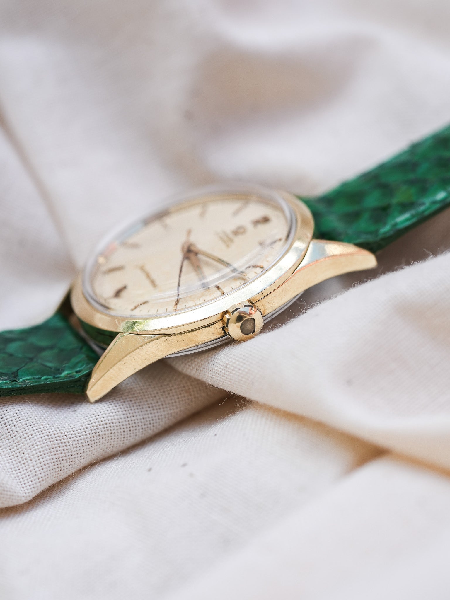 Omega - Seamaster Index Or Patine Creme - 1956 - Atelier Victor - Vintage Shop