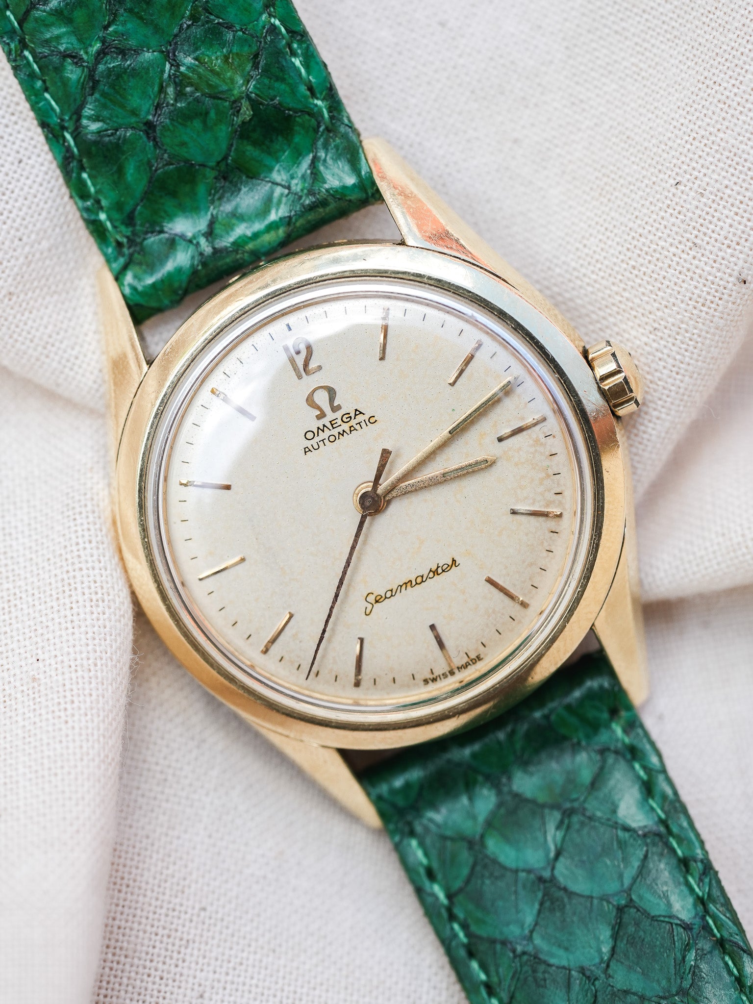 Omega - Seamaster Index Or Patine Creme - 1956 - Atelier Victor - Vintage Shop