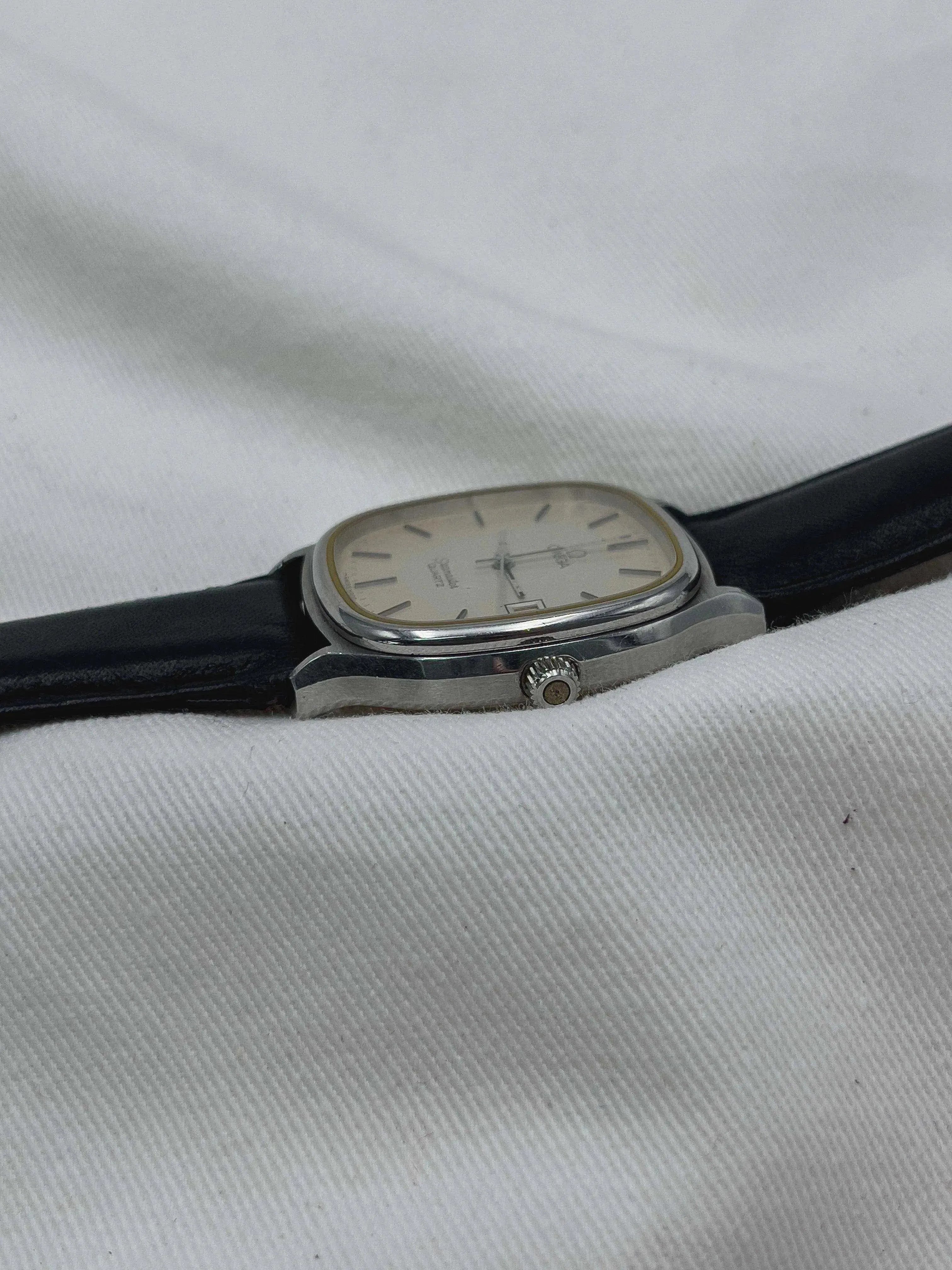 Omega - Seamaster Silver Date - 1978 - Atelier Victor Paris - Vintage Watch Shop Dubai