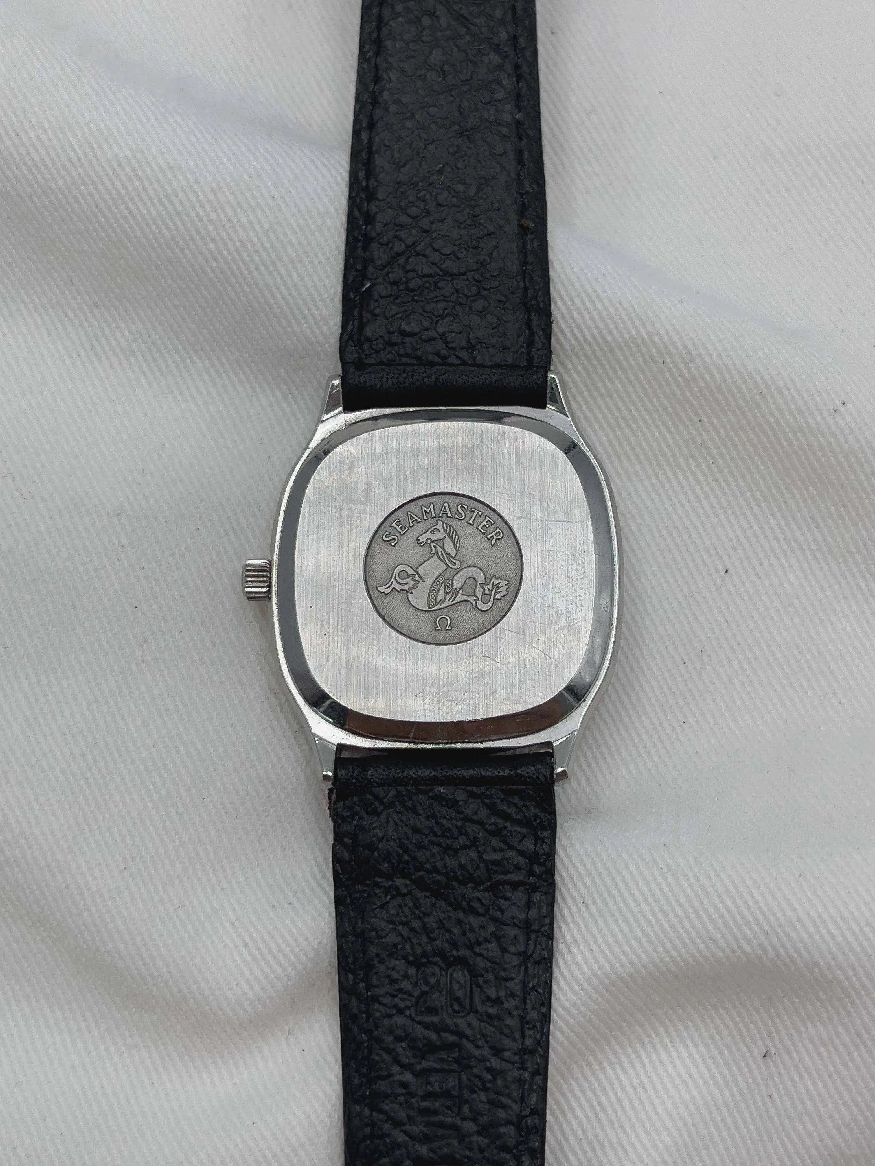 Omega - Seamaster Silver Date - 1978 - Atelier Victor Paris - Vintage Watch Shop Dubai