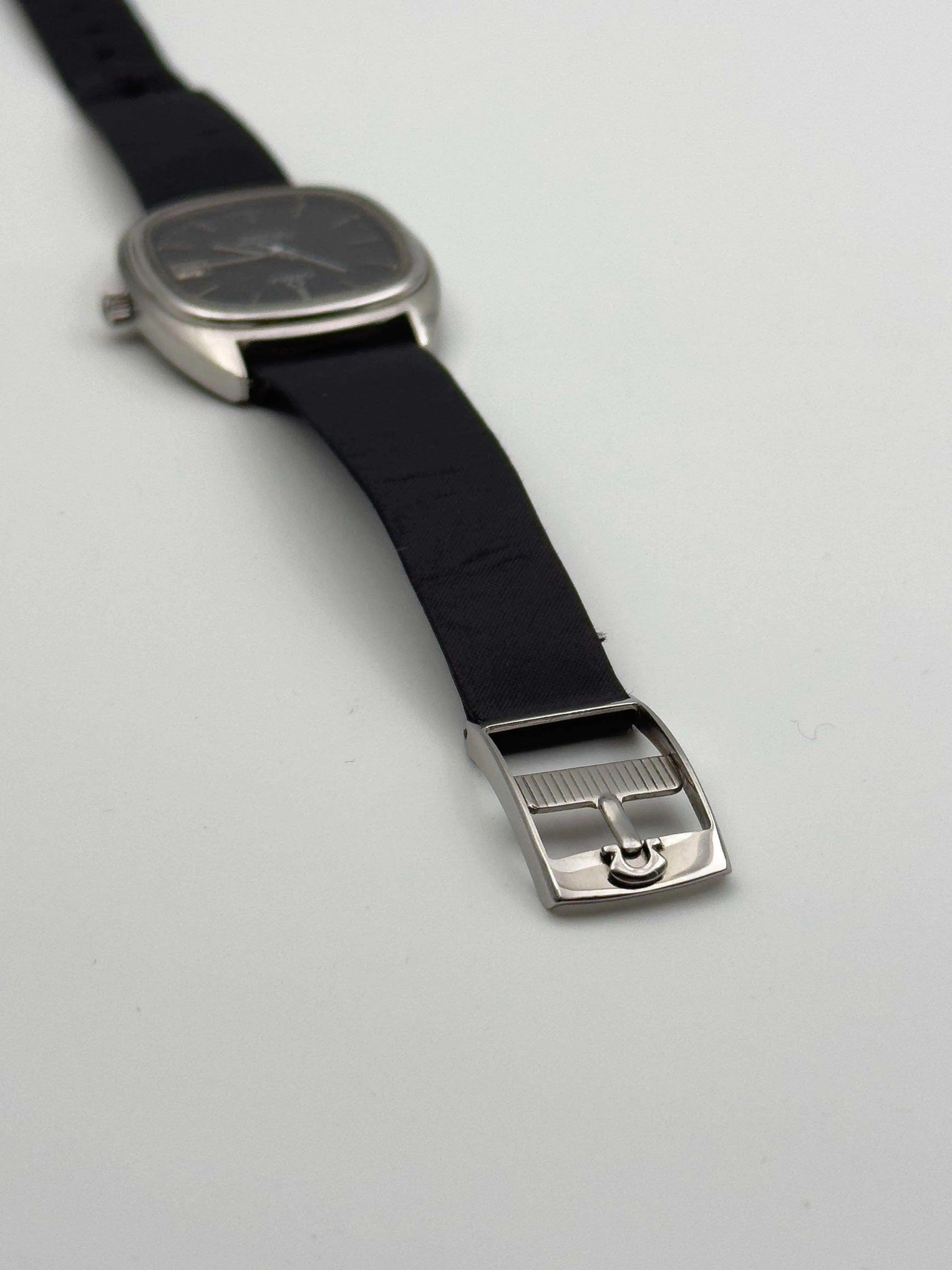 Omega - Seamaster Tapisserie Black Date - 1978 - Atelier Victor Paris - Vintage Watch Shop Dubai