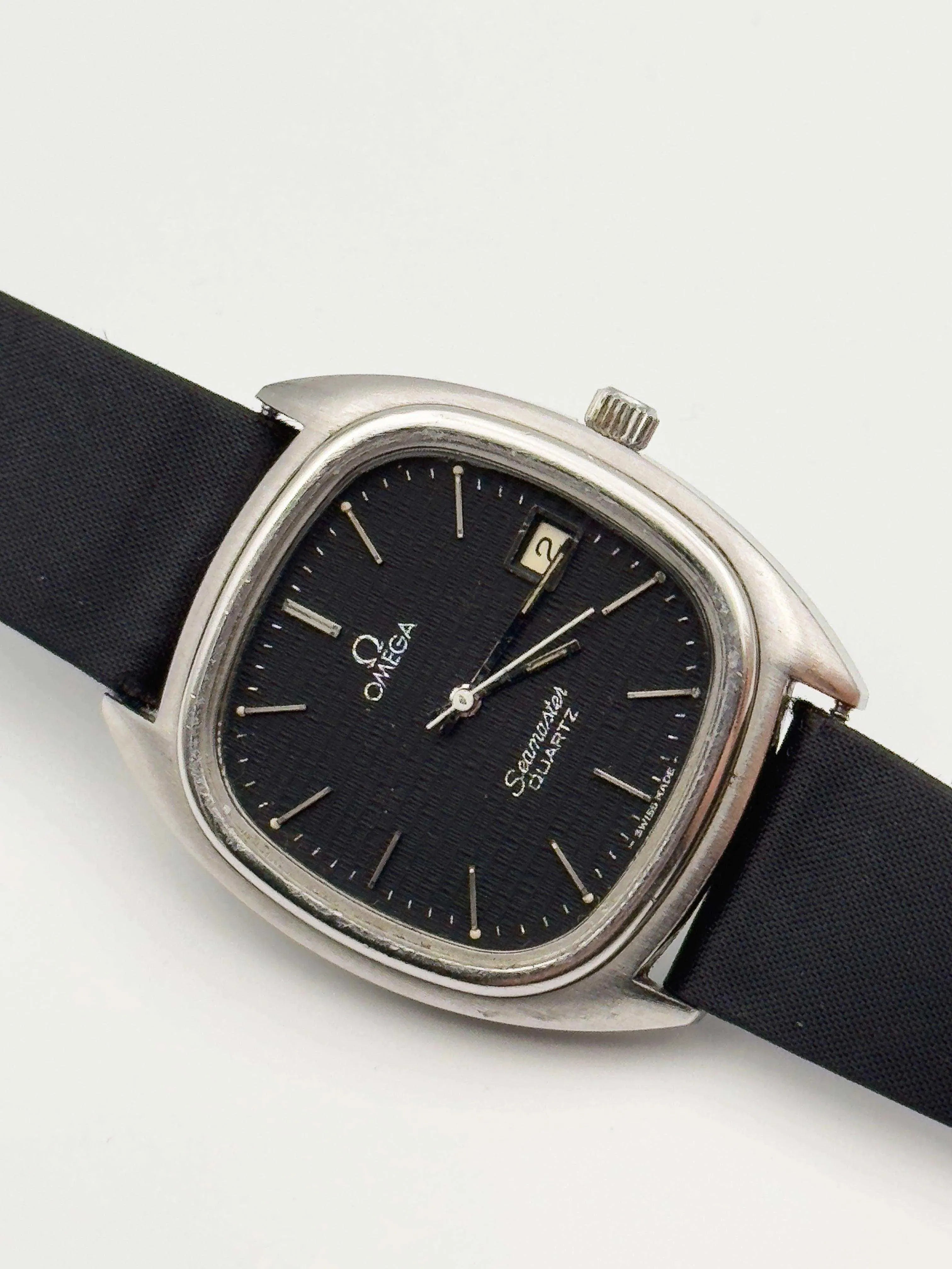 Omega - Seamaster Tapisserie Black Date - 1978 - Atelier Victor Paris - Vintage Watch Shop Dubai