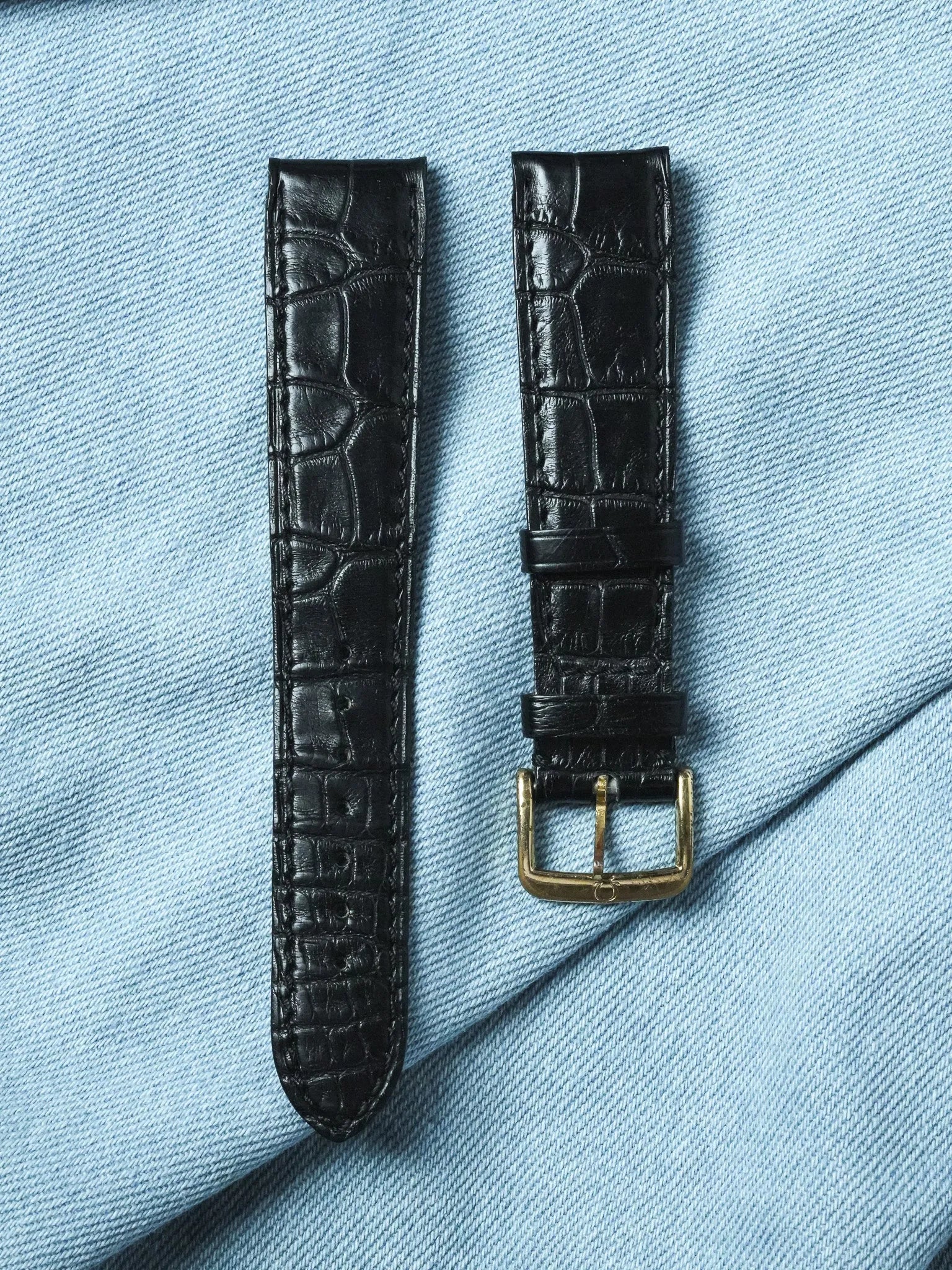 Omega - Speedmaster Reduced 175.00.33 Acier Or 18k Cuir Cadran noir - 1990s - Atelier Victor