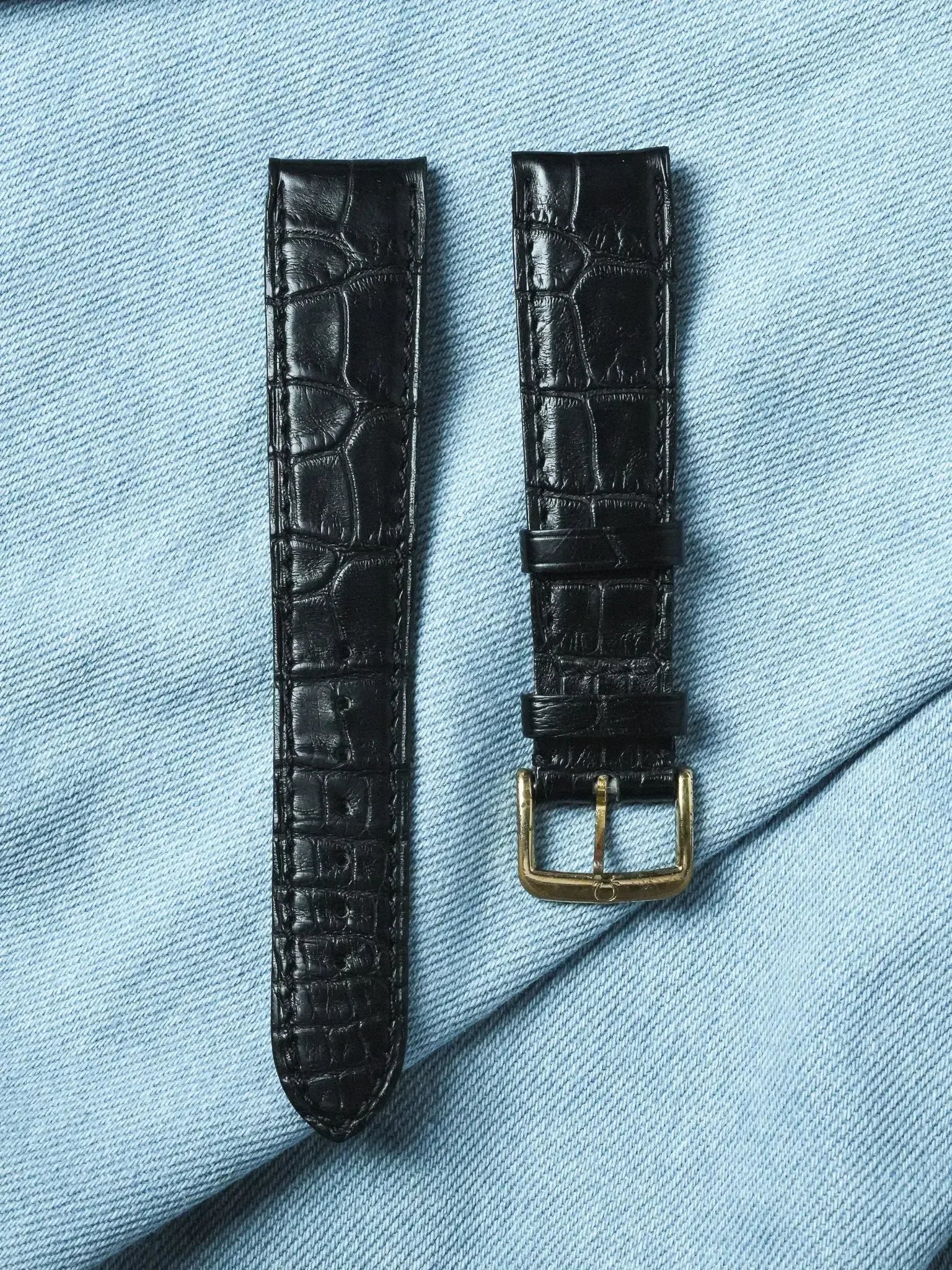 Omega - Speedmaster Reduced 175.00.33 Acier Or 18k Cuir Cadran noir - 1990s - Atelier Victor