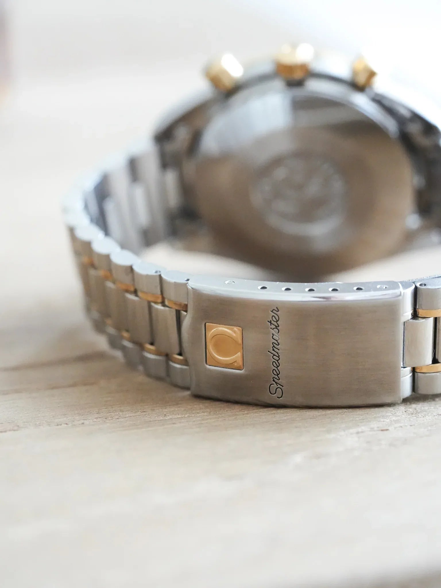 Omega - Speedmaster Reduced 175.0032 Acier Or Cadran Or - 1989 - Atelier Victor - Vintage Shop