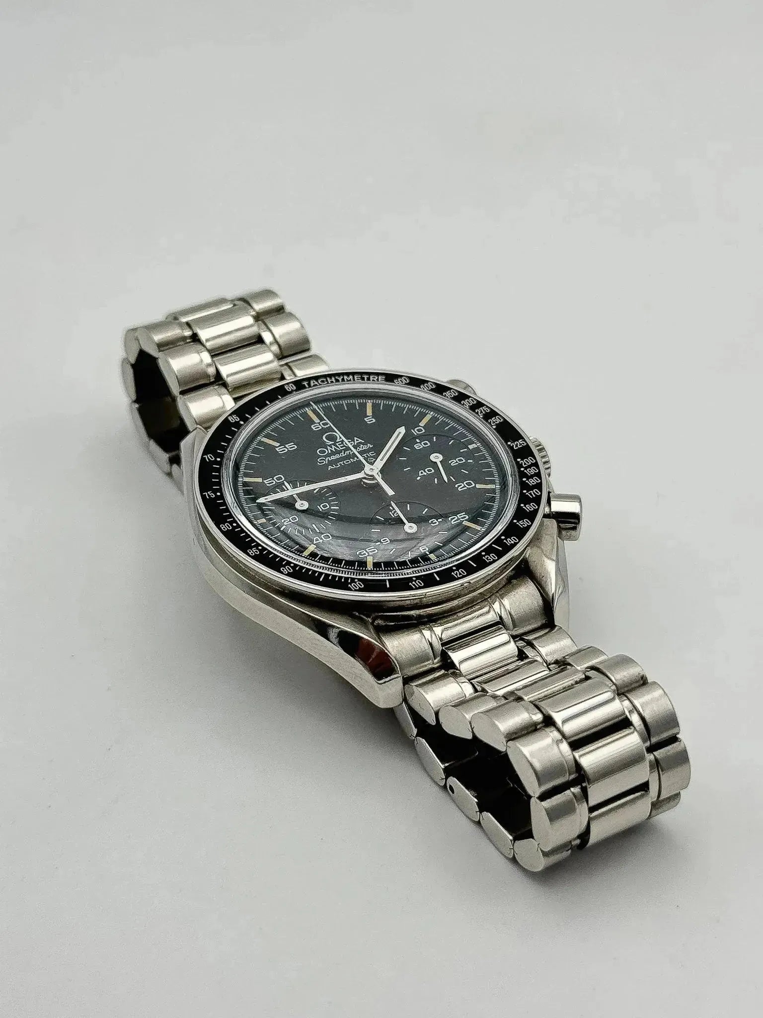 Omega - Speedmaster Reduced Noir Index Tritium - 1995 - Atelier Victor Paris - Vintage Watch Shop Dubai